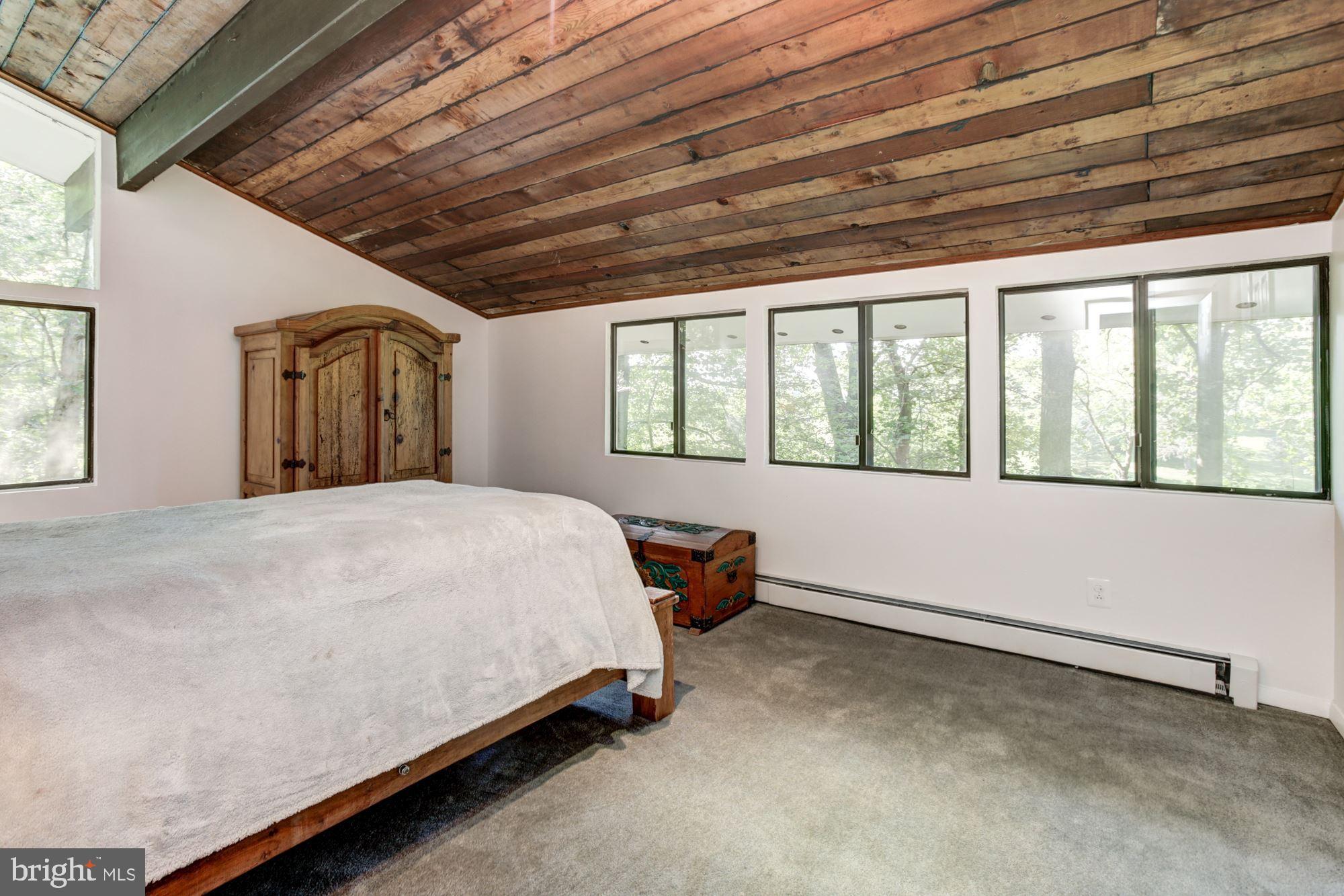 CLARKSVILLE HUNT - Residential