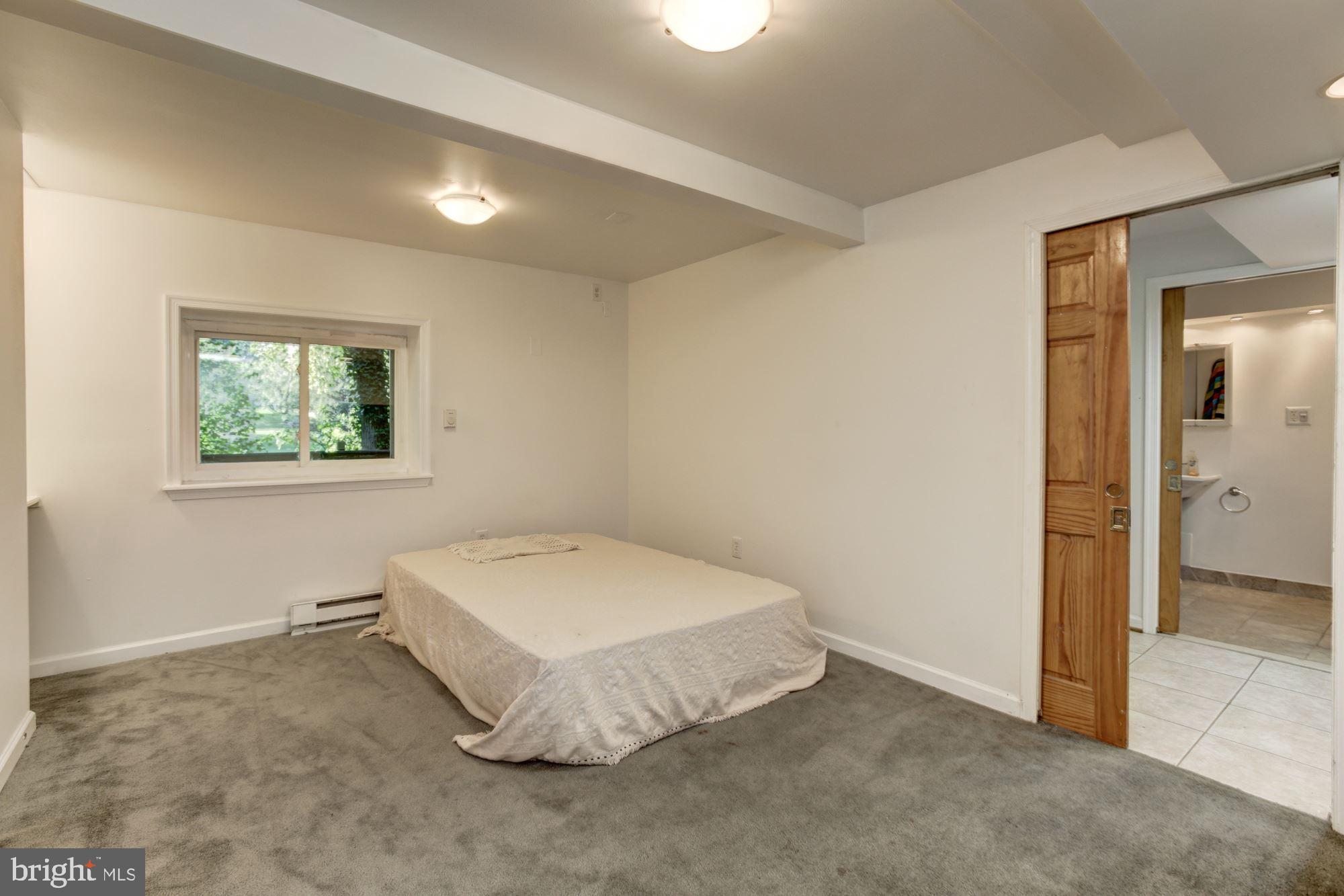 CLARKSVILLE HUNT - Residential