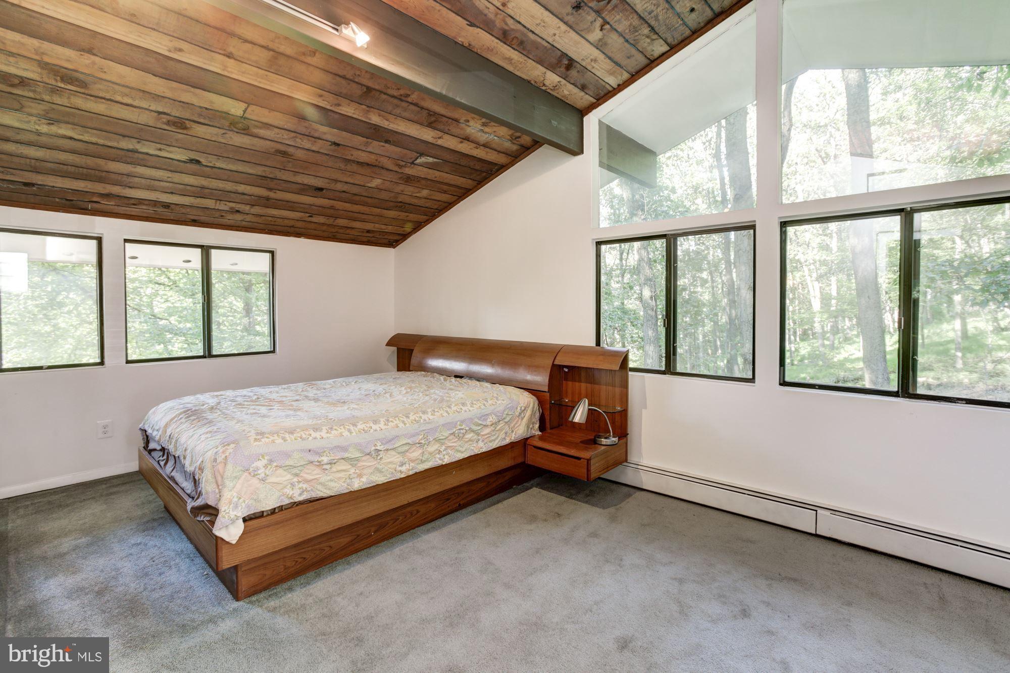 CLARKSVILLE HUNT - Residential