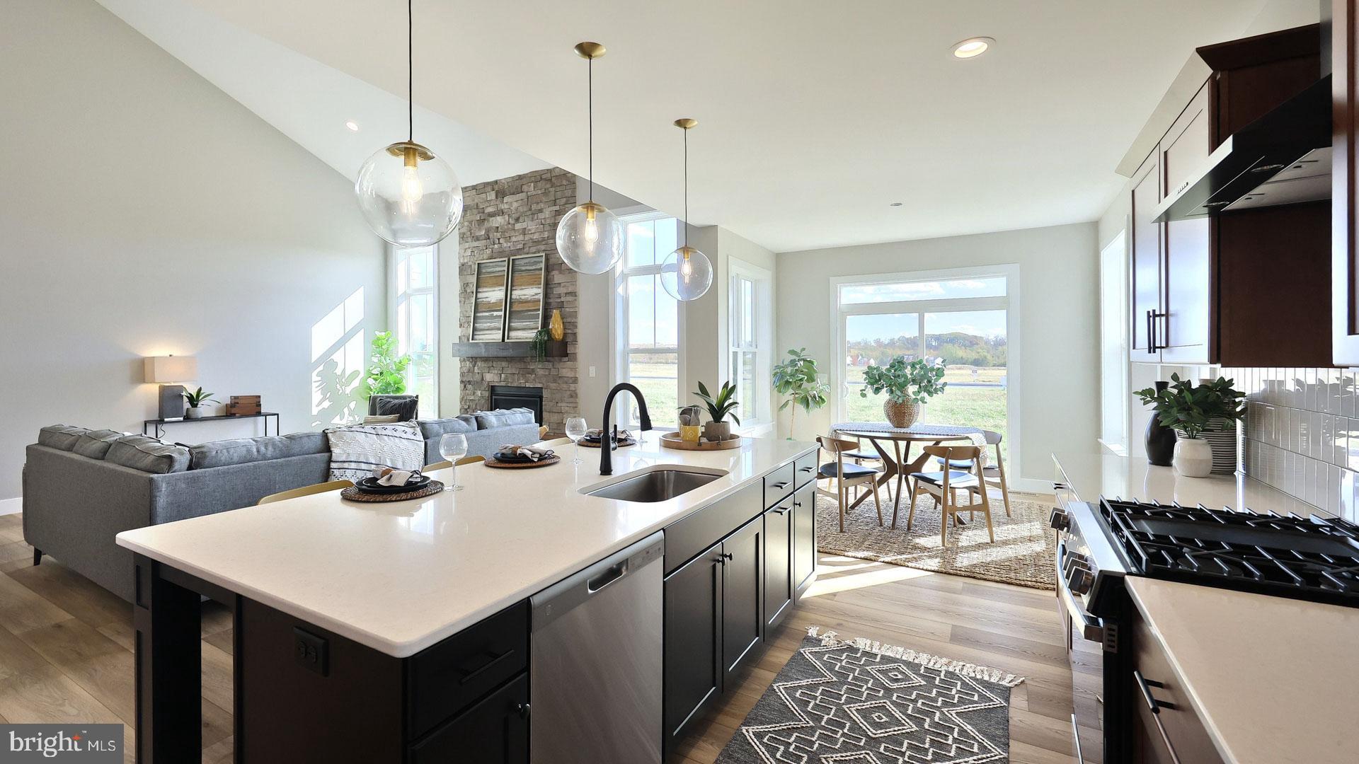 WRIGHT'S LANDING - Residential