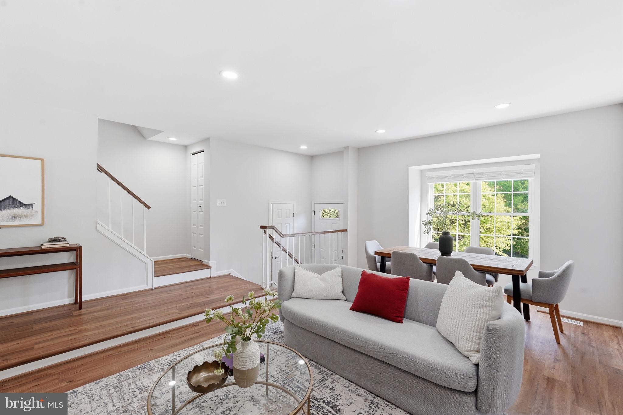 7808 SOLOMON SEAL DRIVE