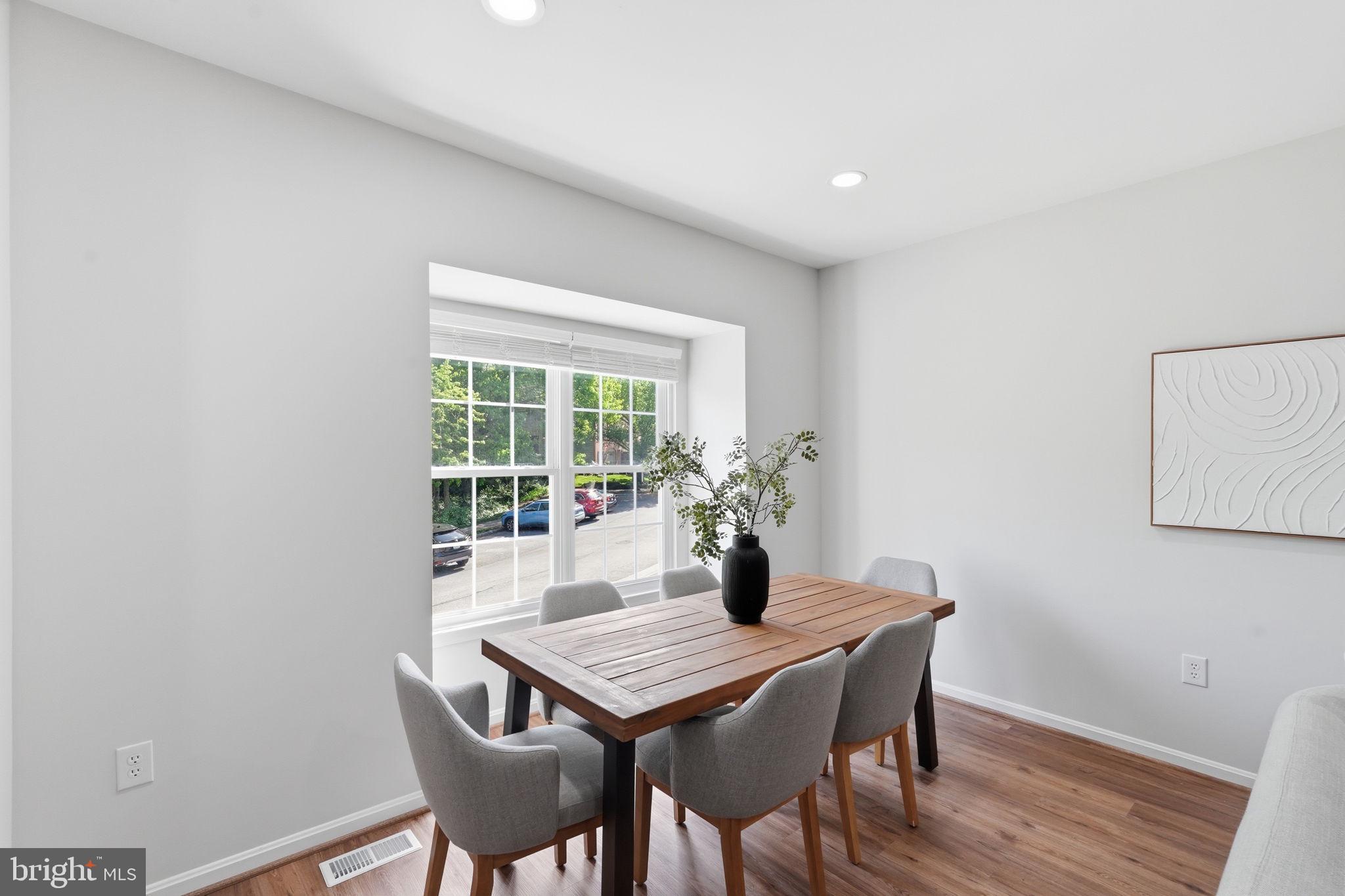 7808 SOLOMON SEAL DRIVE