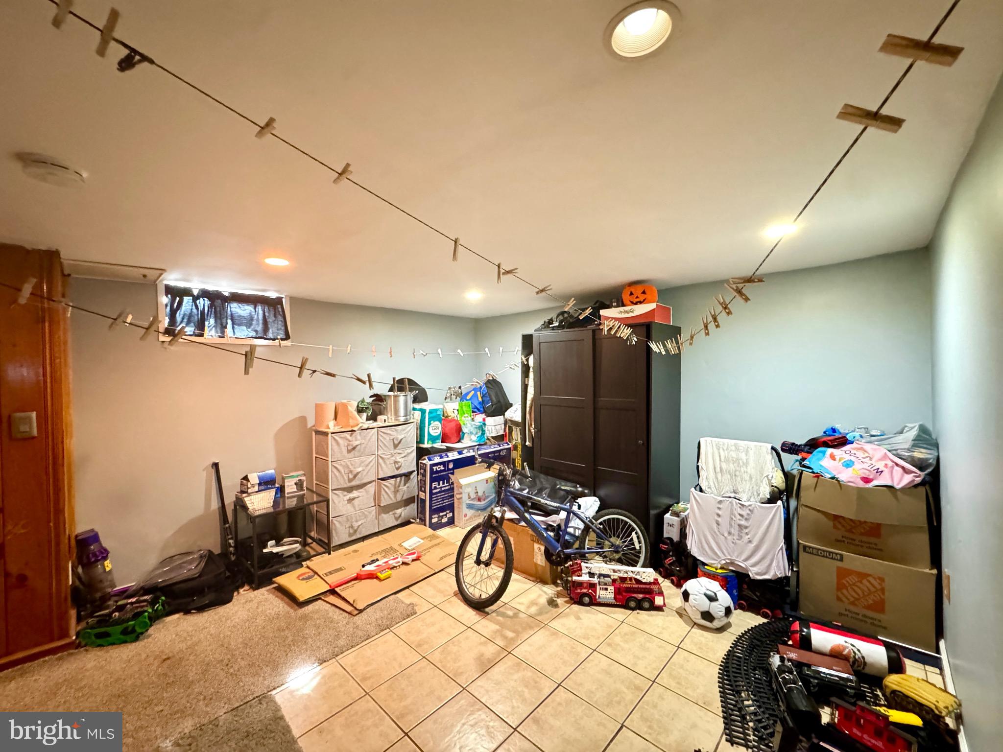 DREXEL PARK GARDEN - Residential Lease