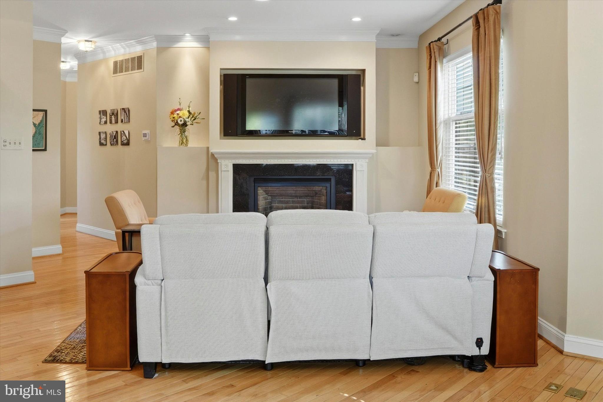 GRAYSTONE - Residential