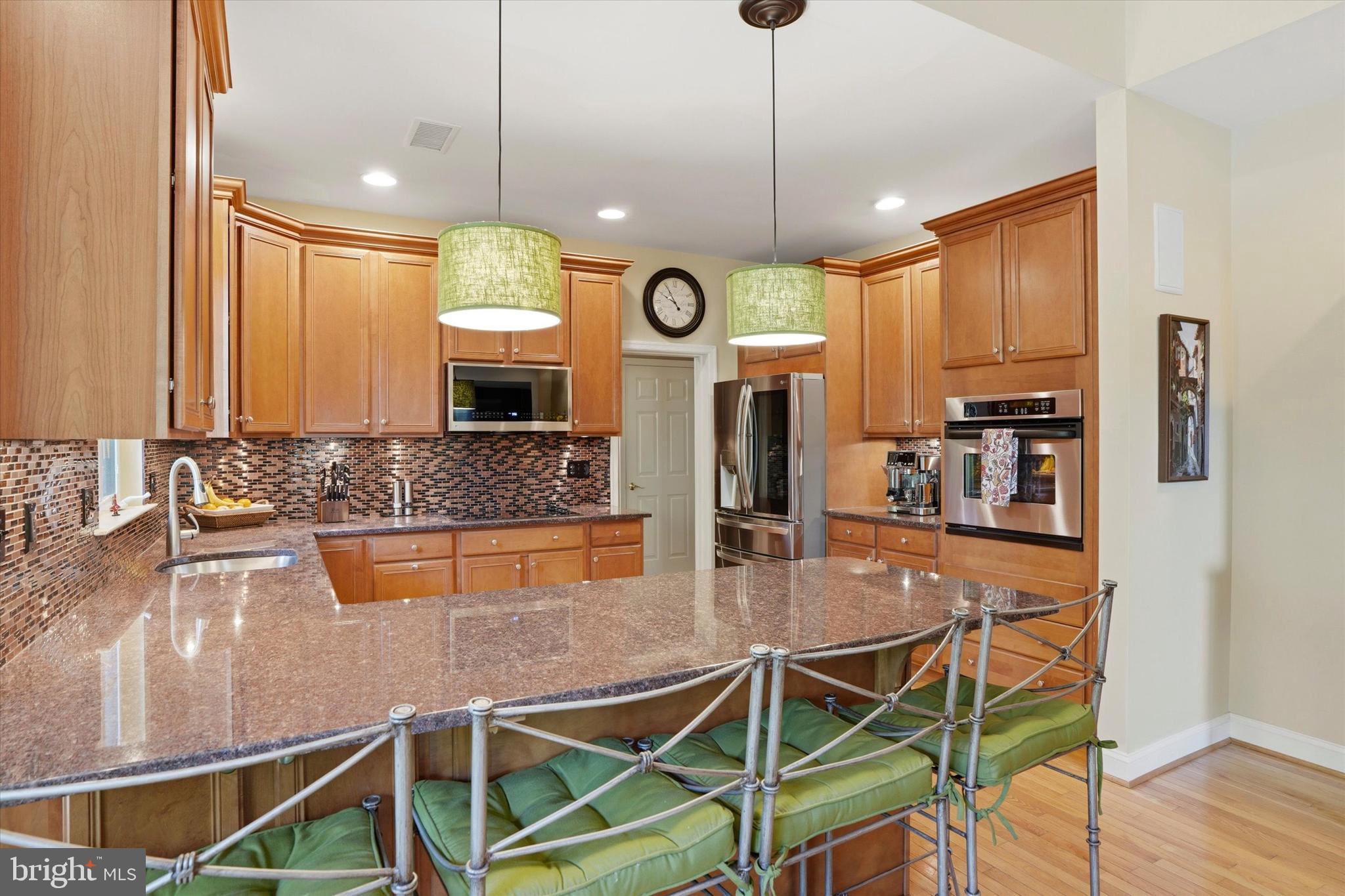 GRAYSTONE - Residential