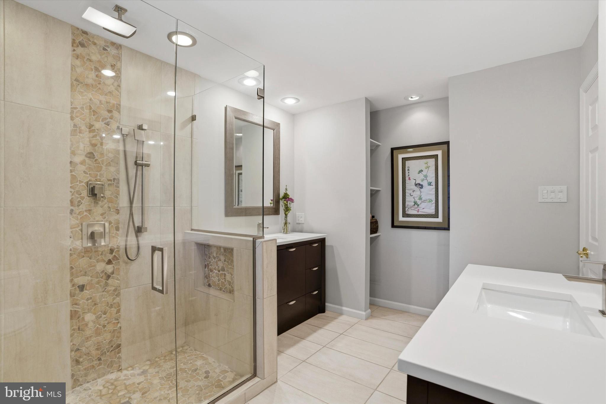 GRAYSTONE - Residential