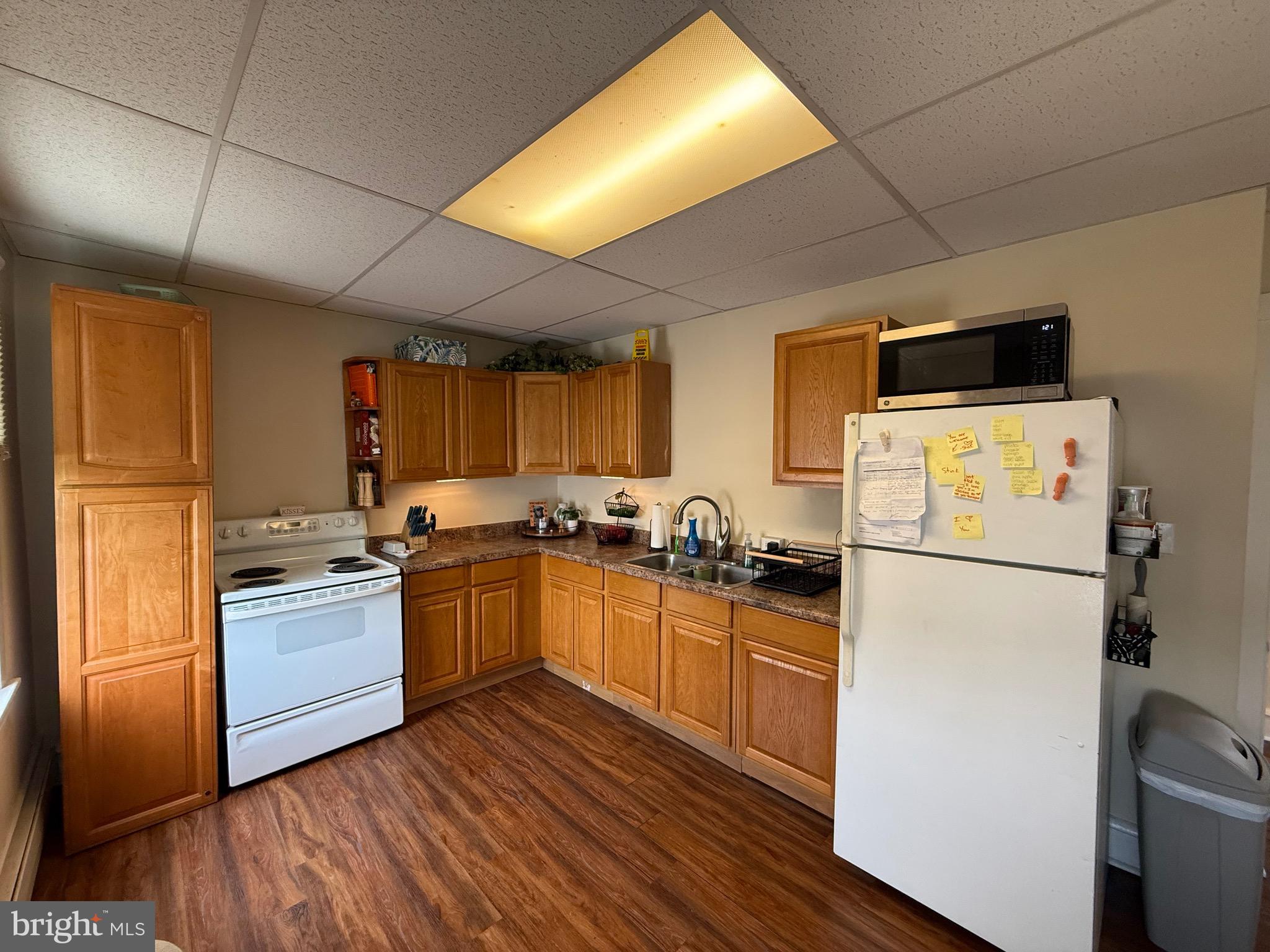 2441 PERKIOMEN AVENUE