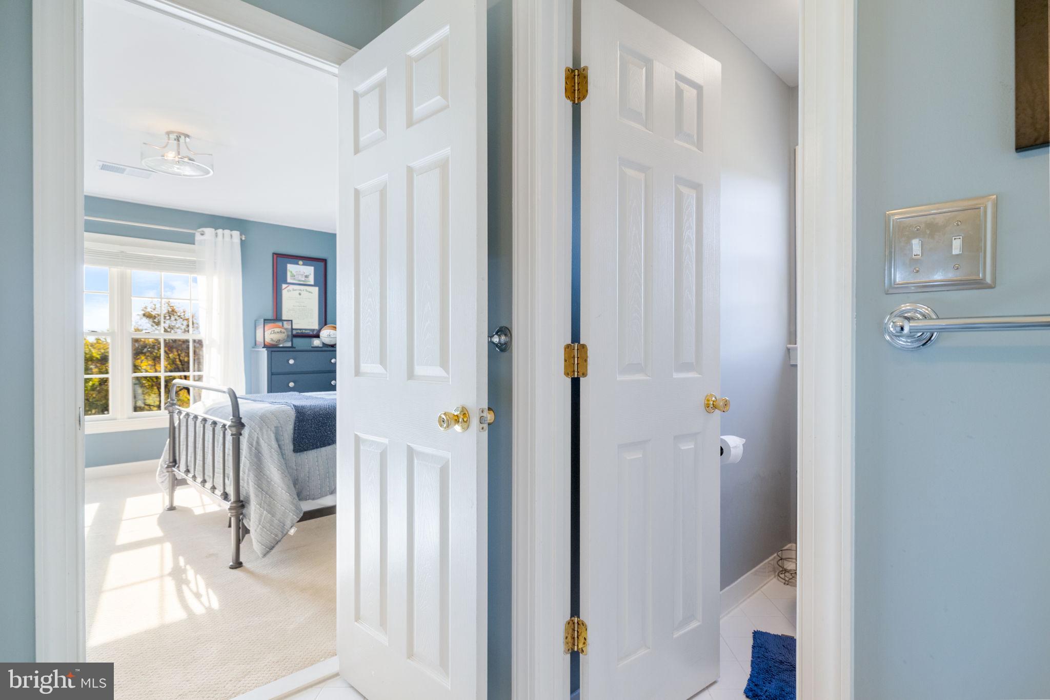 EMERALD PARK ESTATES - Residential