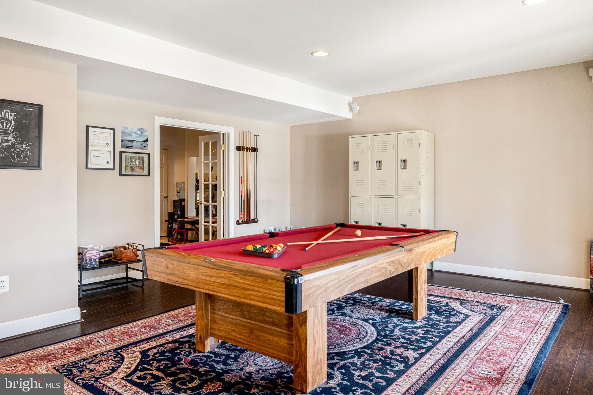 EMERALD PARK ESTATES - Residential