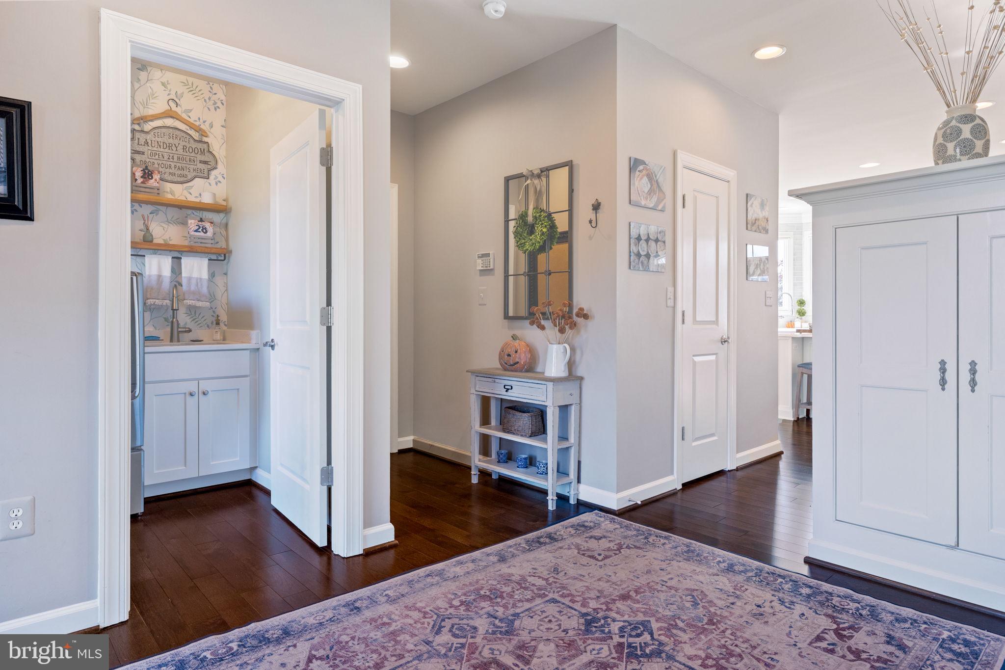 EMERALD PARK ESTATES - Residential