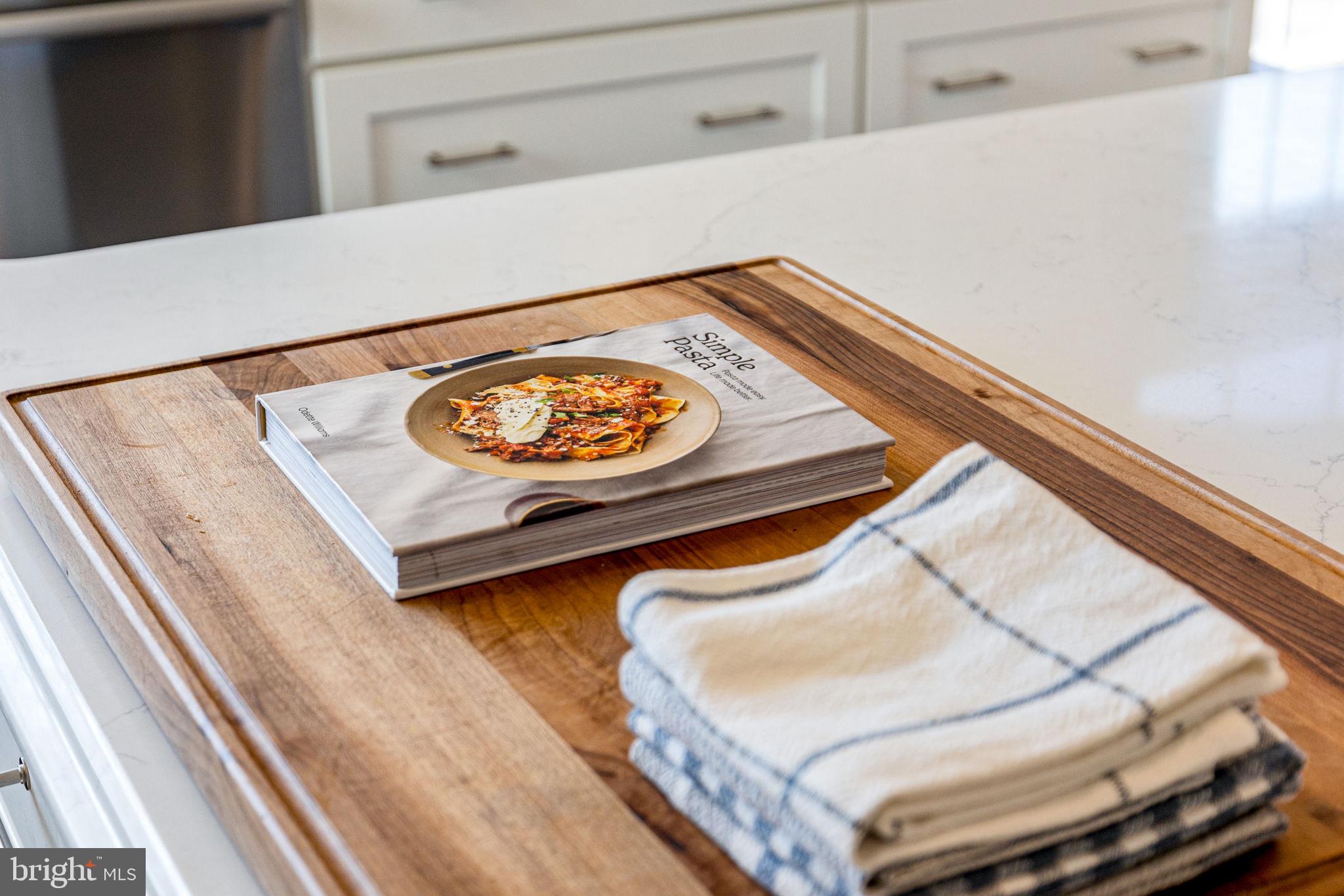 EMERALD PARK ESTATES - Residential