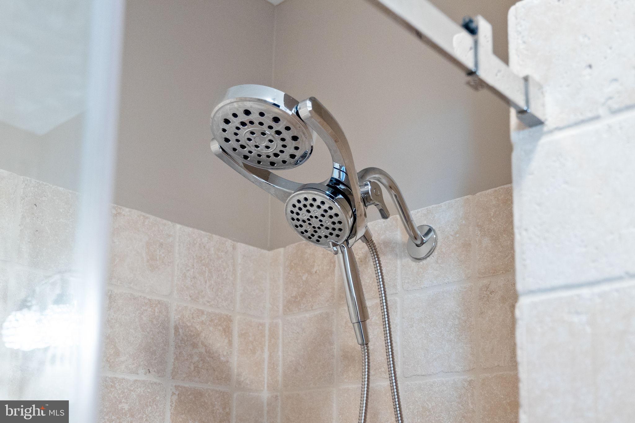 EMERALD PARK ESTATES - Residential