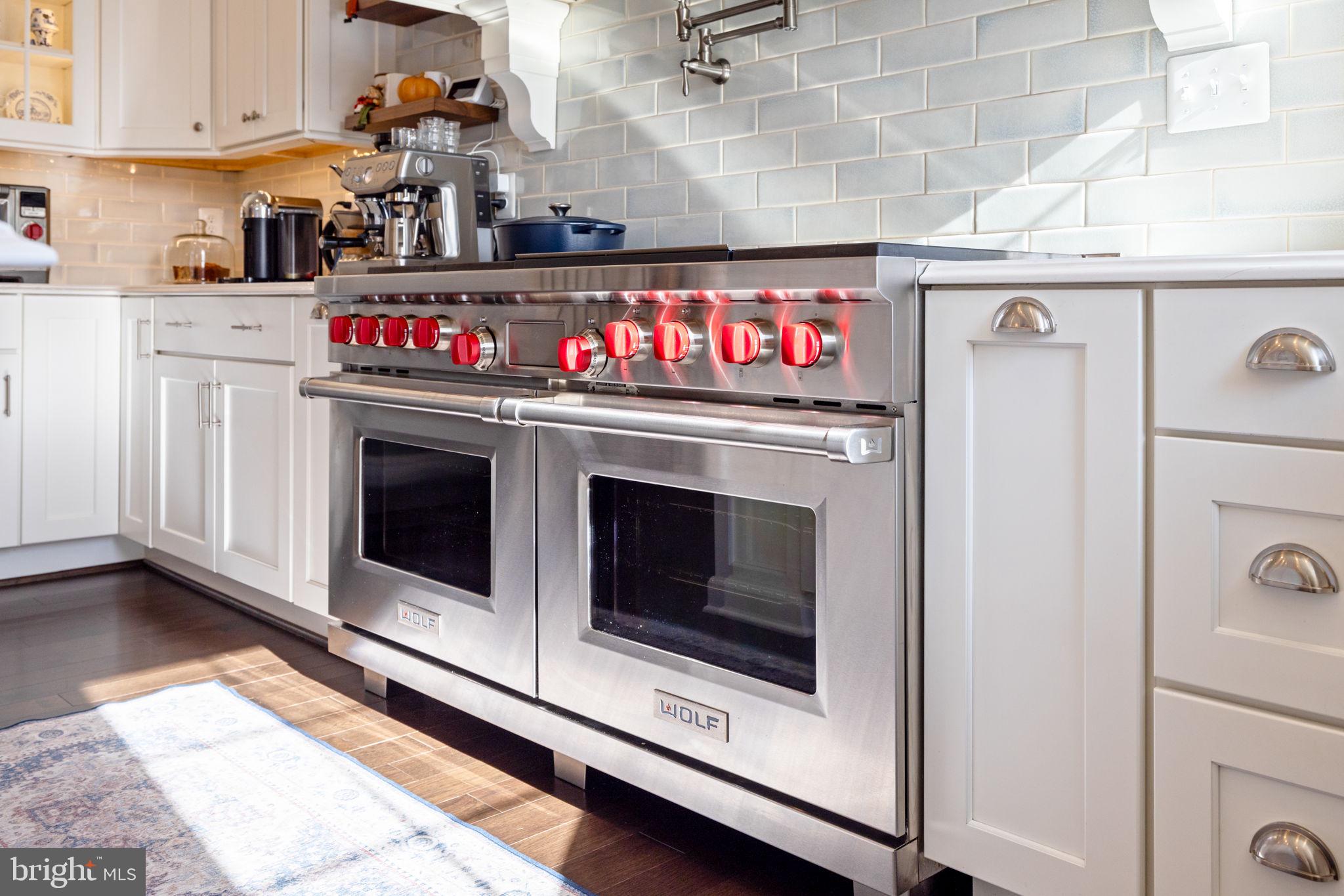 EMERALD PARK ESTATES - Residential