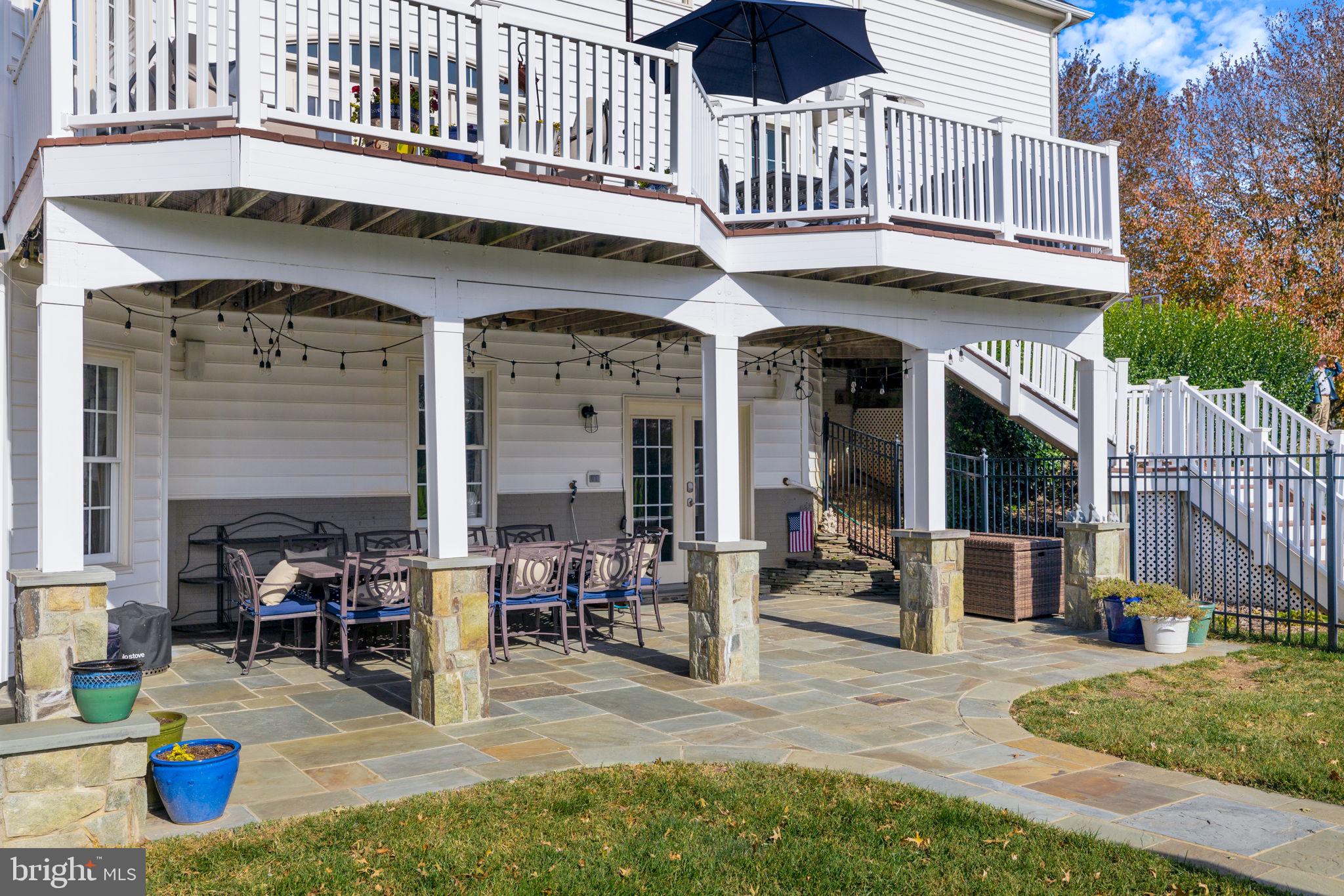 EMERALD PARK ESTATES - Residential