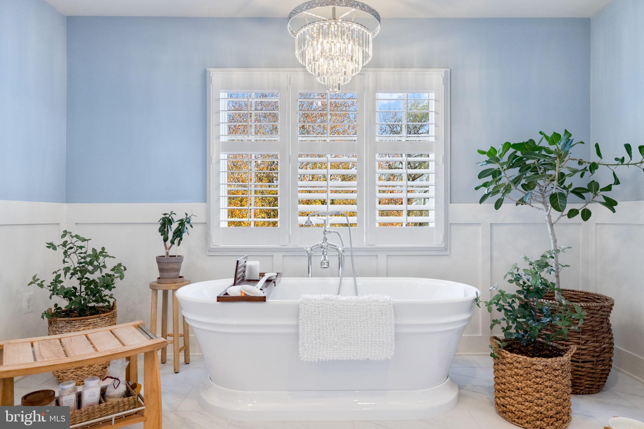 EMERALD PARK ESTATES - Residential