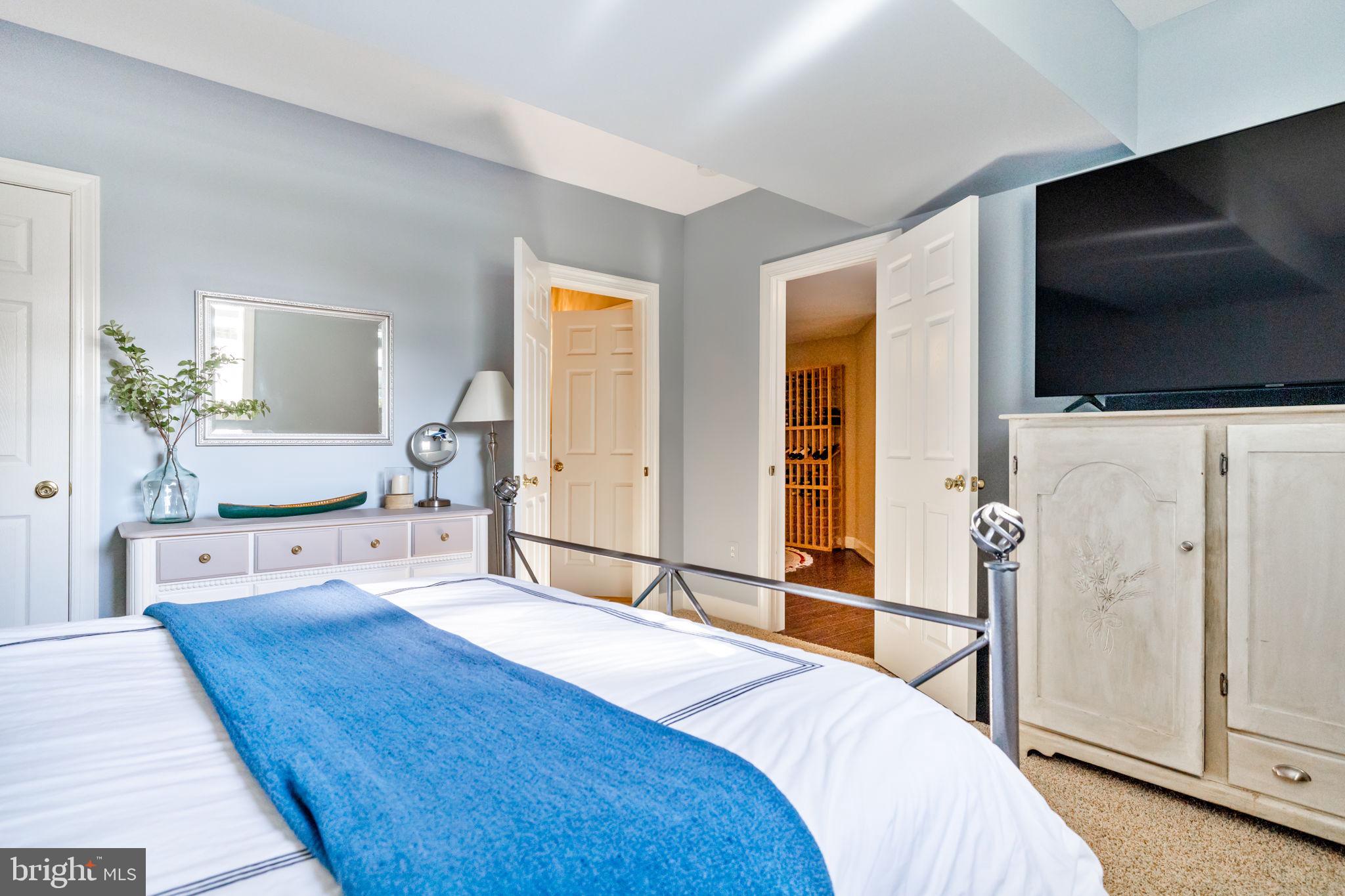 EMERALD PARK ESTATES - Residential