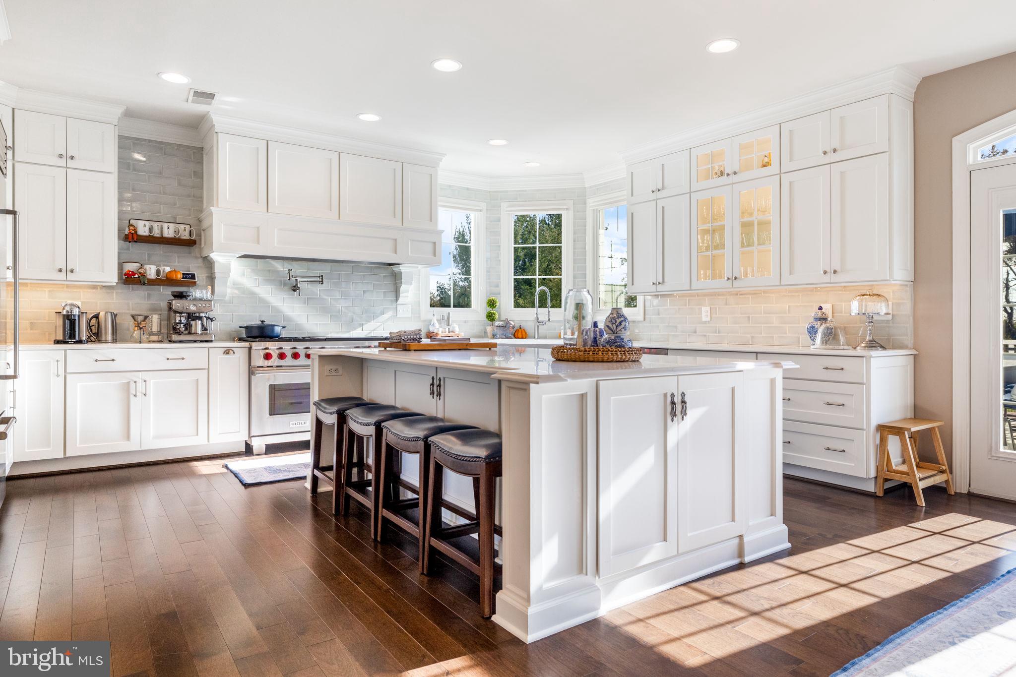 EMERALD PARK ESTATES - Residential