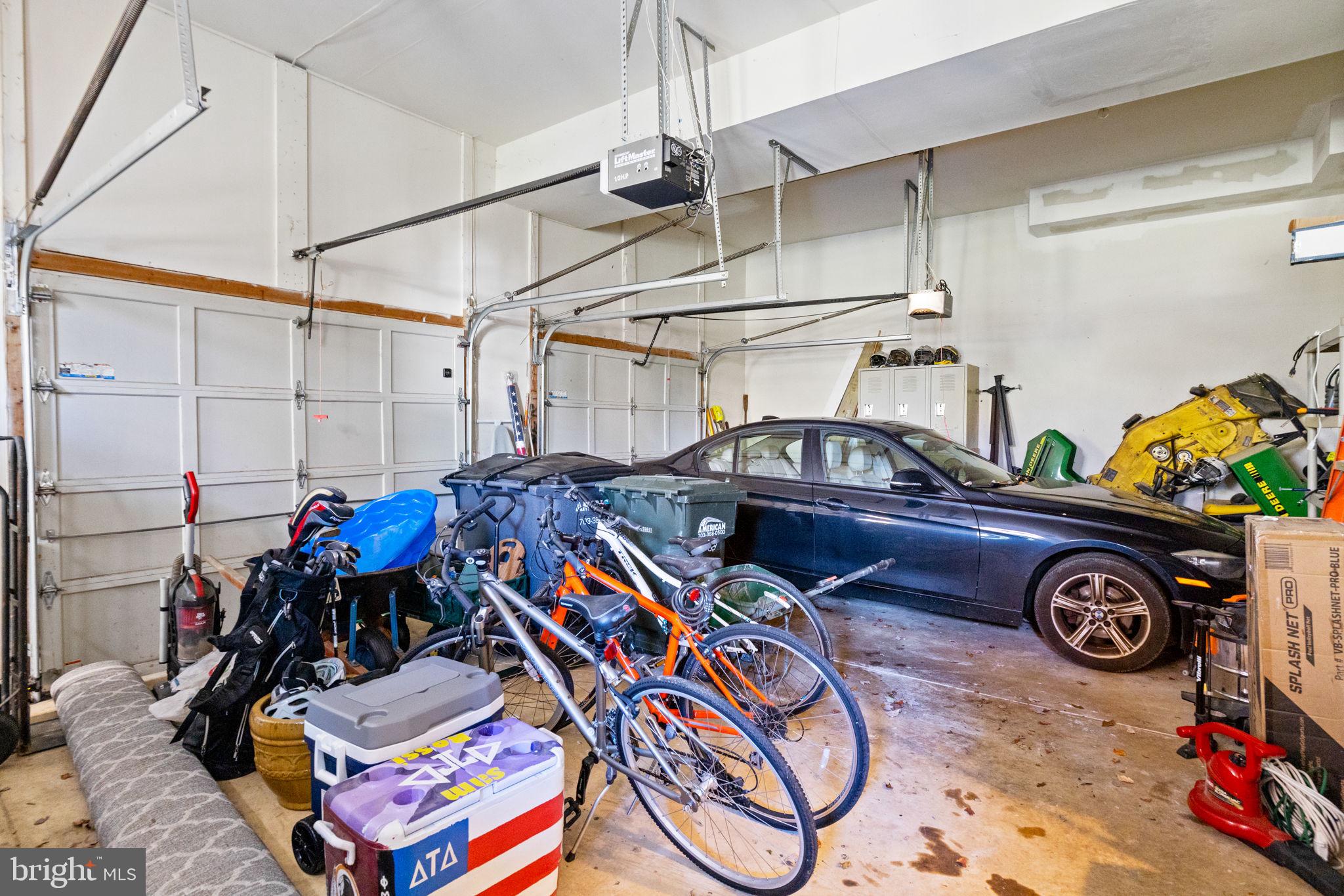 EMERALD PARK ESTATES - Residential