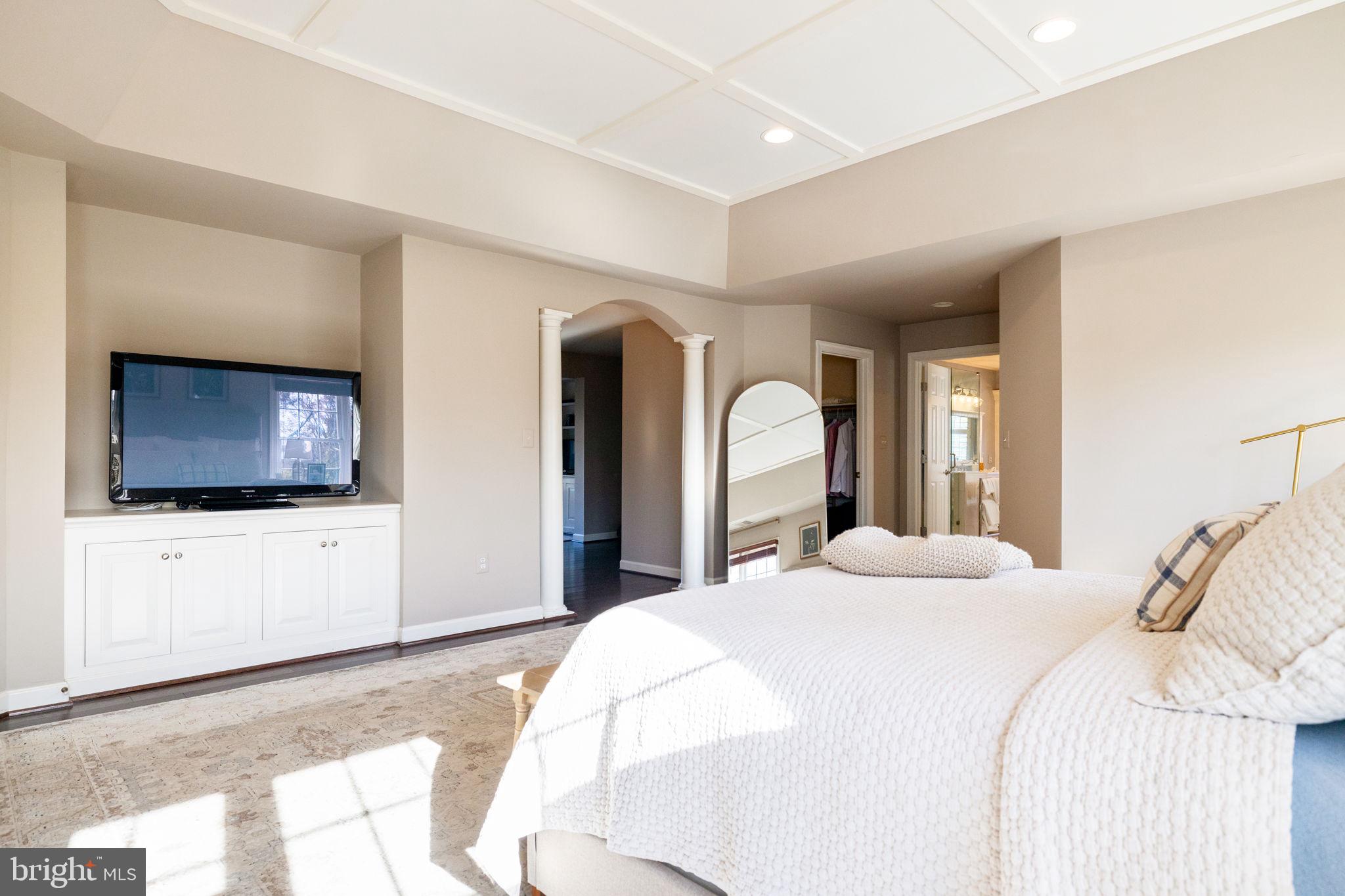 EMERALD PARK ESTATES - Residential