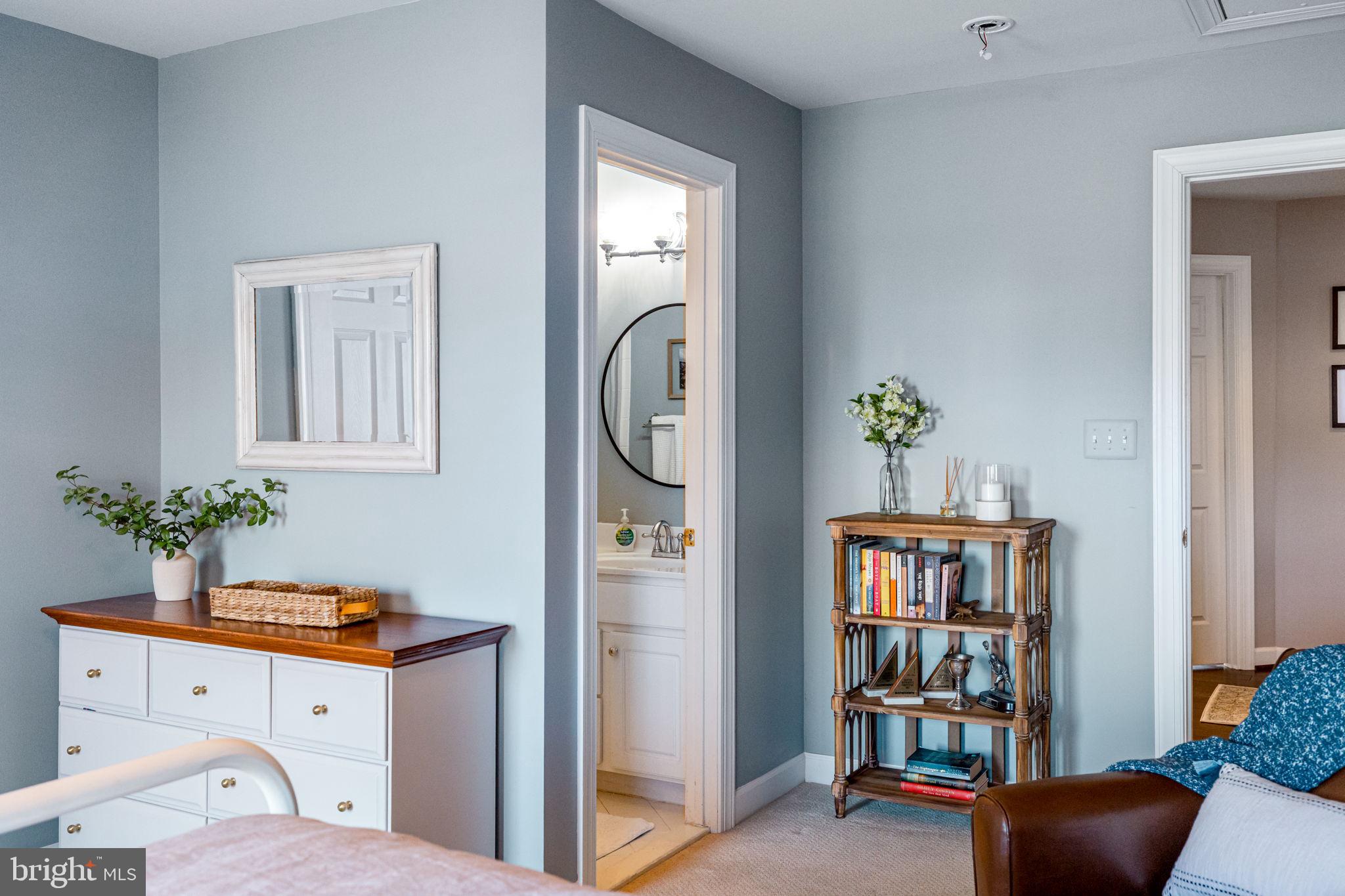 EMERALD PARK ESTATES - Residential