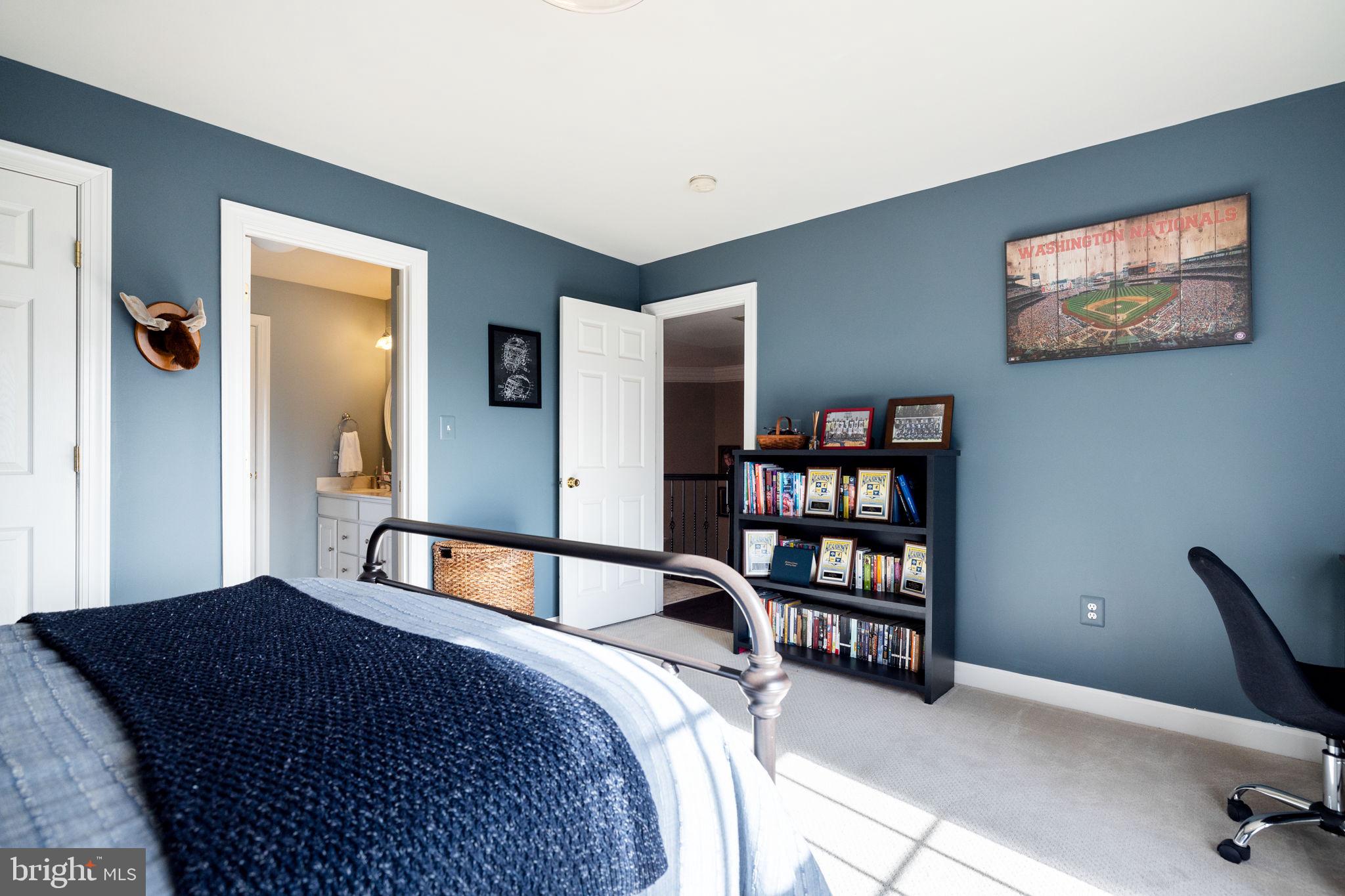 EMERALD PARK ESTATES - Residential