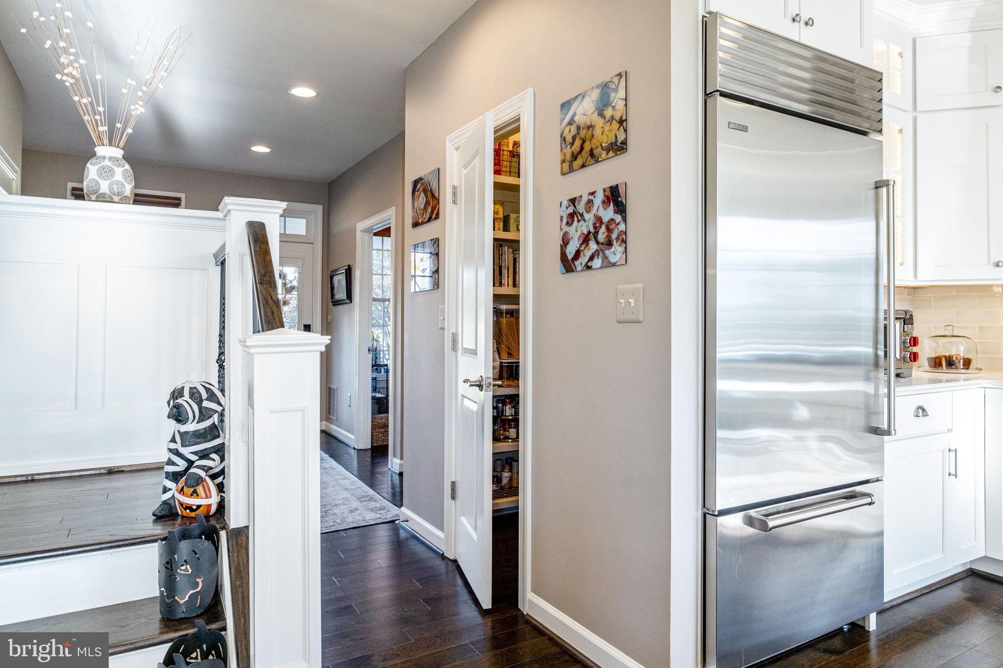 EMERALD PARK ESTATES - Residential