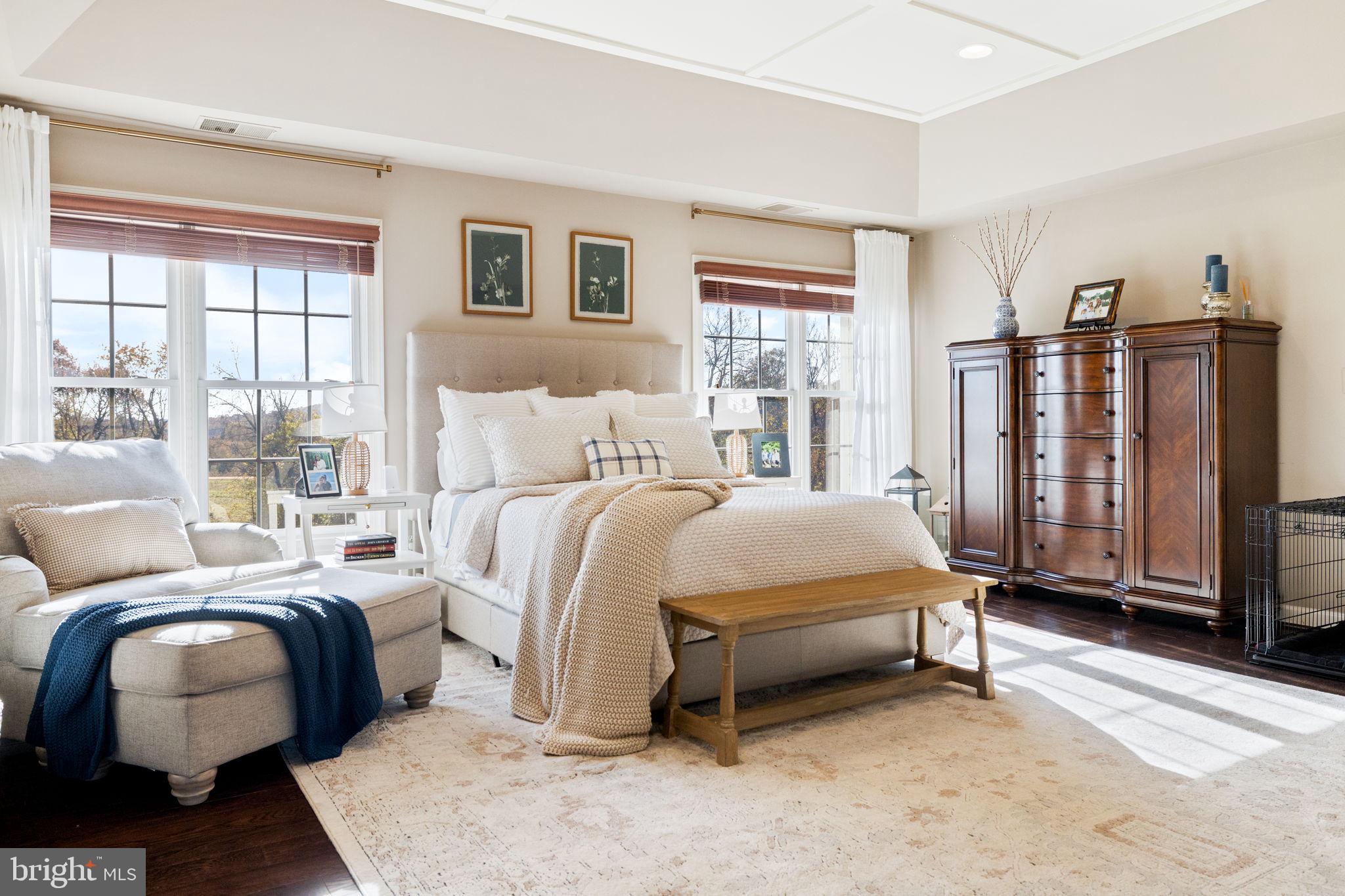 EMERALD PARK ESTATES - Residential