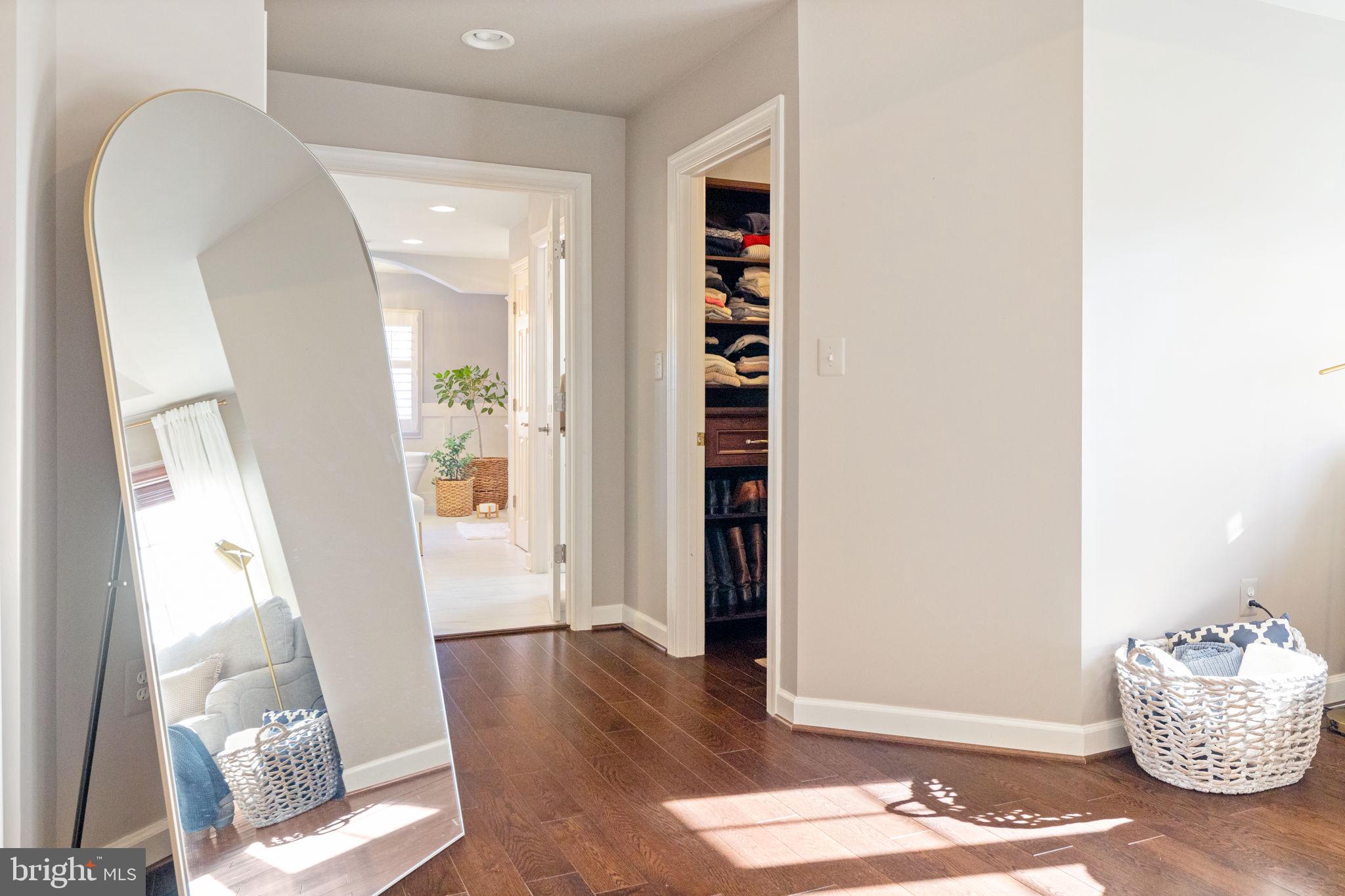 EMERALD PARK ESTATES - Residential