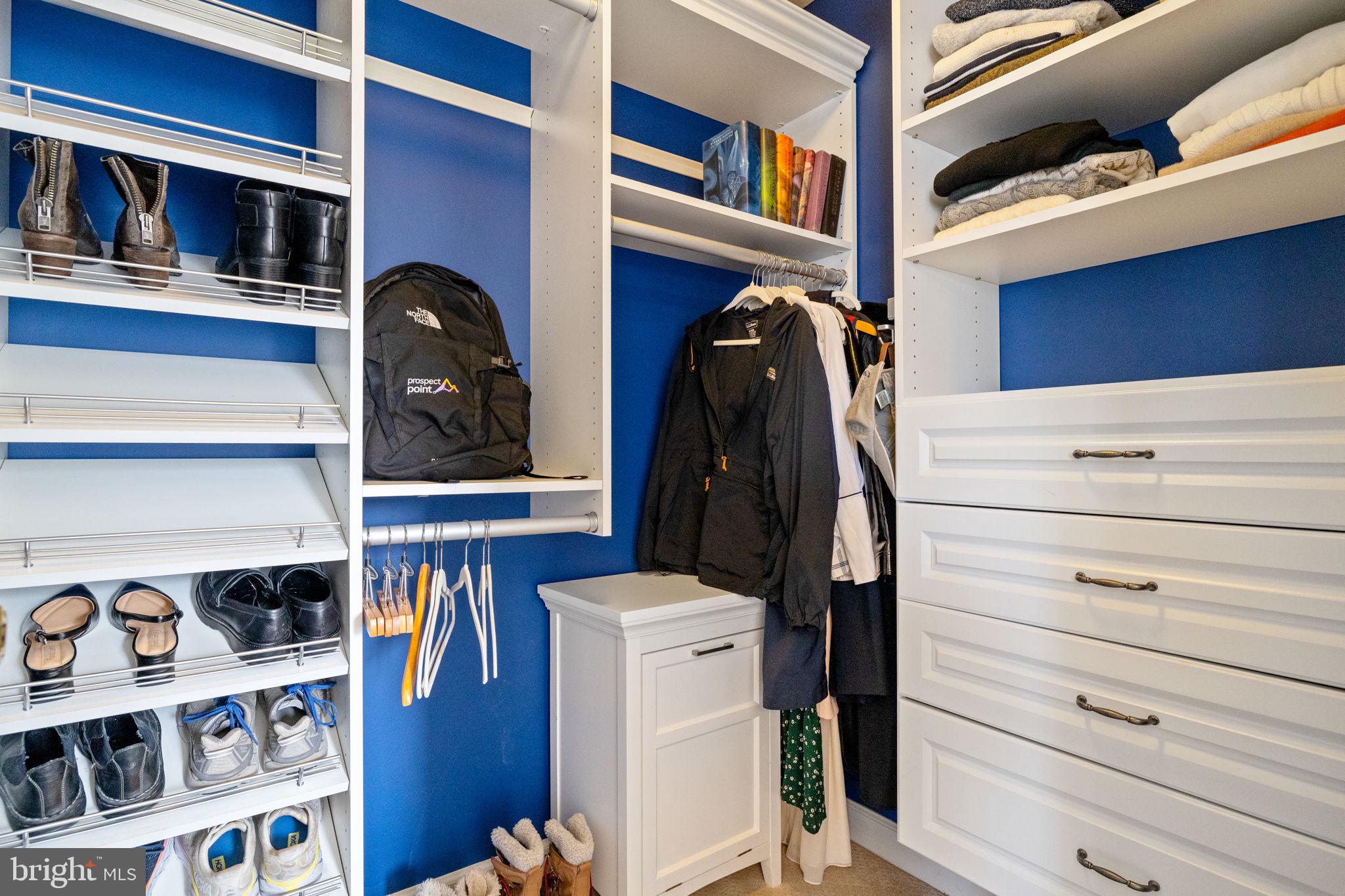 EMERALD PARK ESTATES - Residential