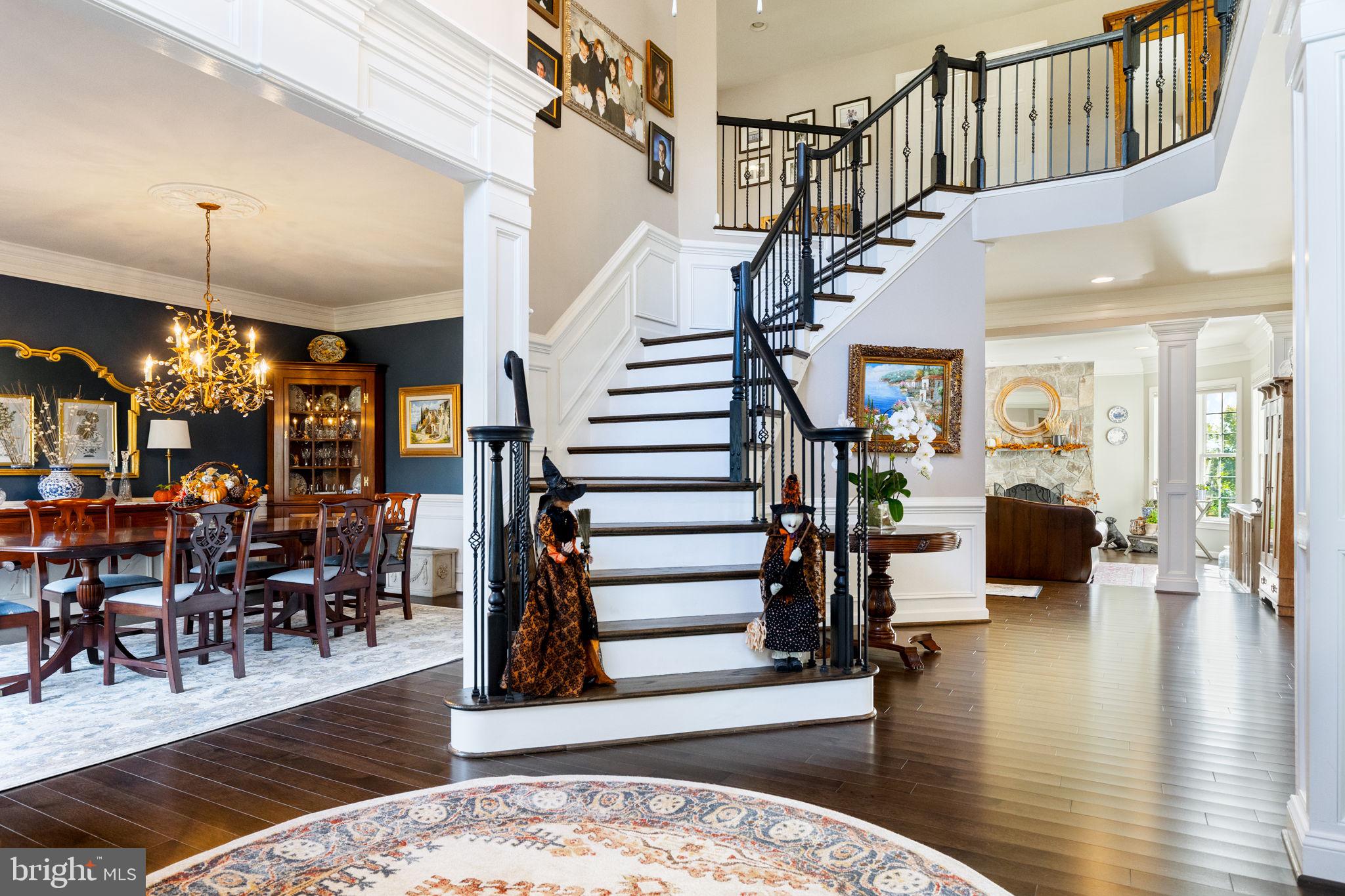 EMERALD PARK ESTATES - Residential