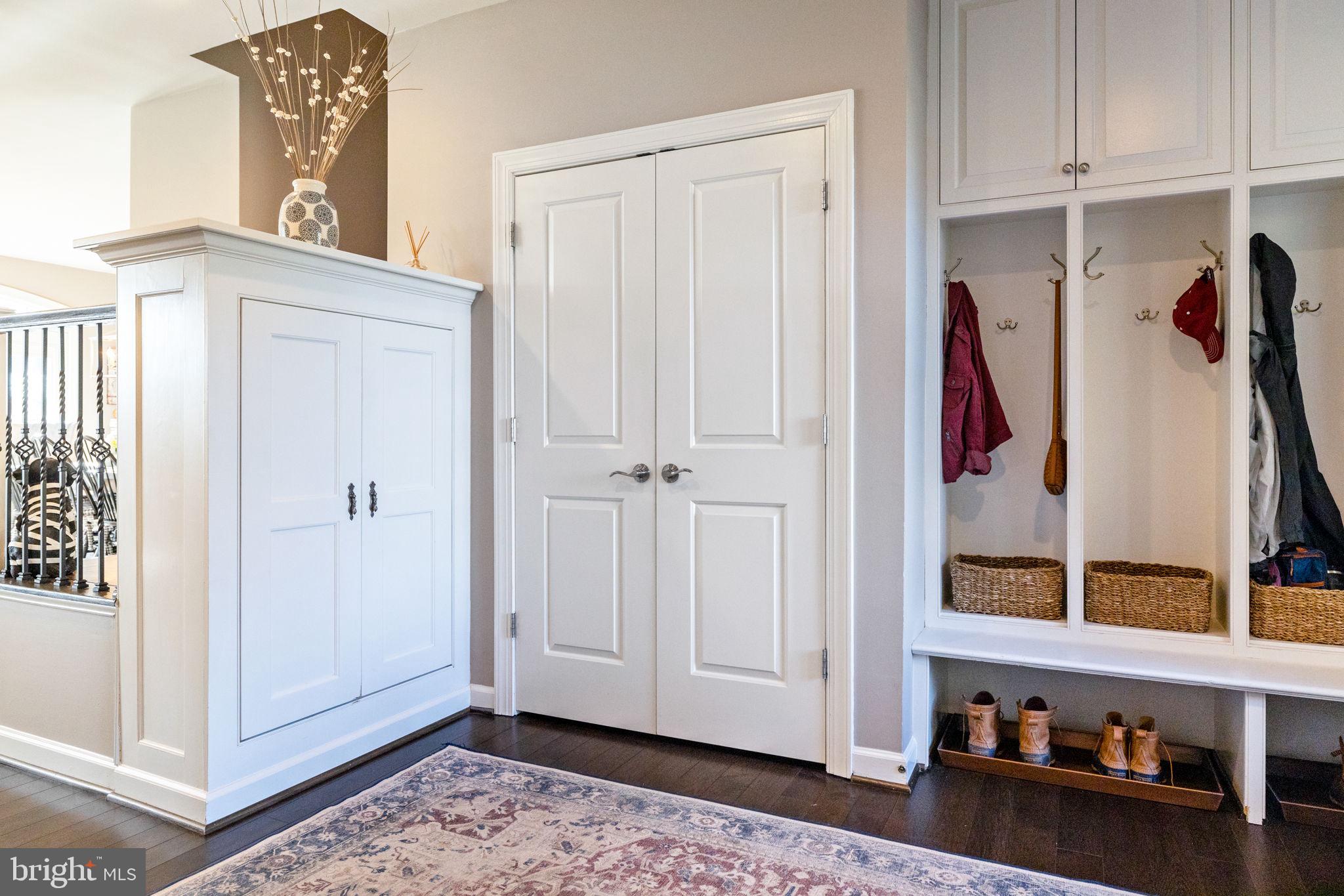 EMERALD PARK ESTATES - Residential