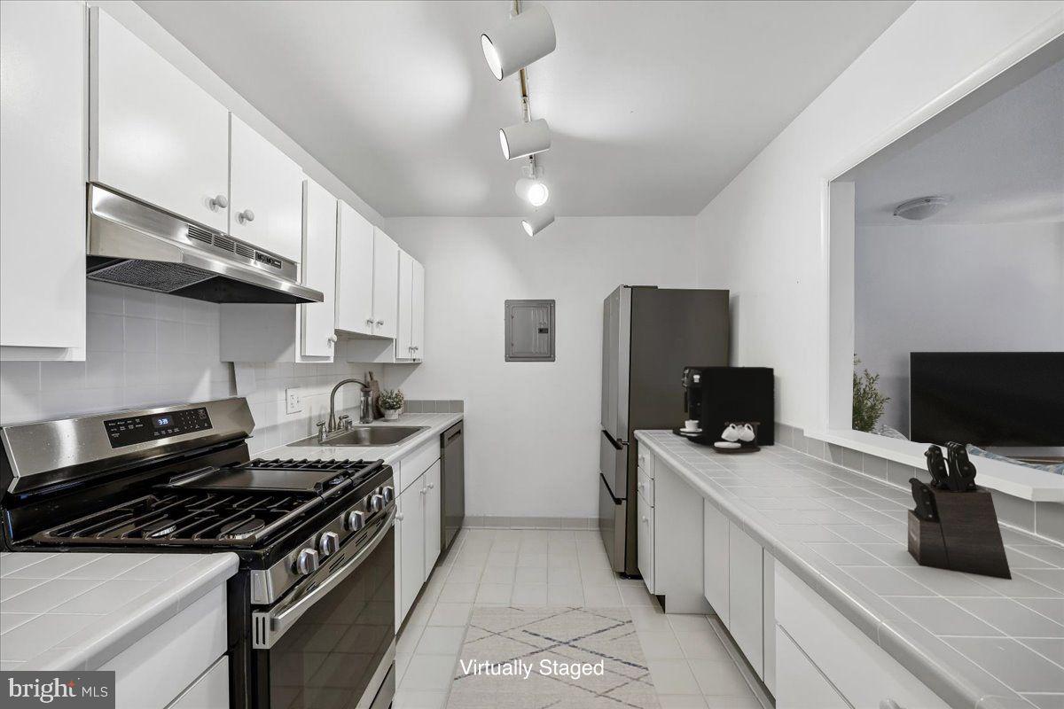 1280 21ST STREET NW 406
