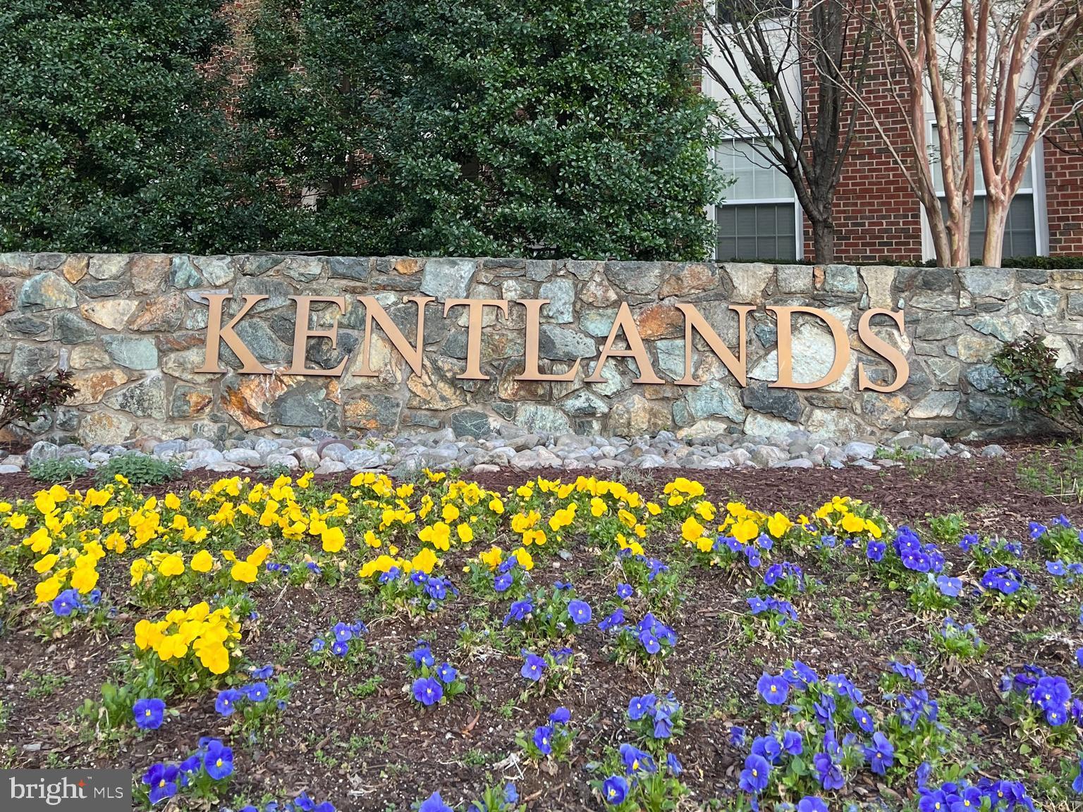 THE COLONNADE AT KENTLANDS - Residential