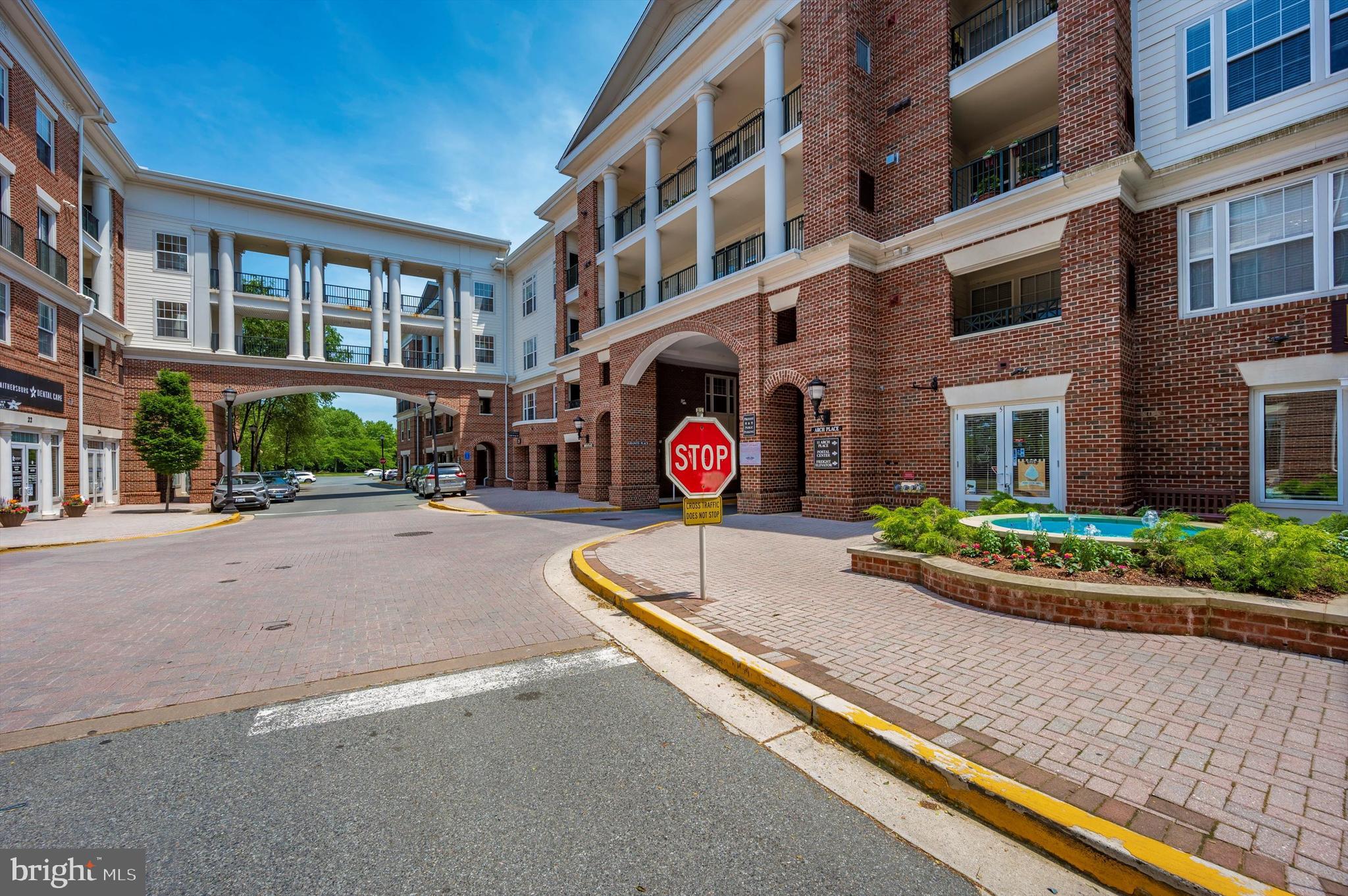 THE COLONNADE AT KENTLANDS - Residential