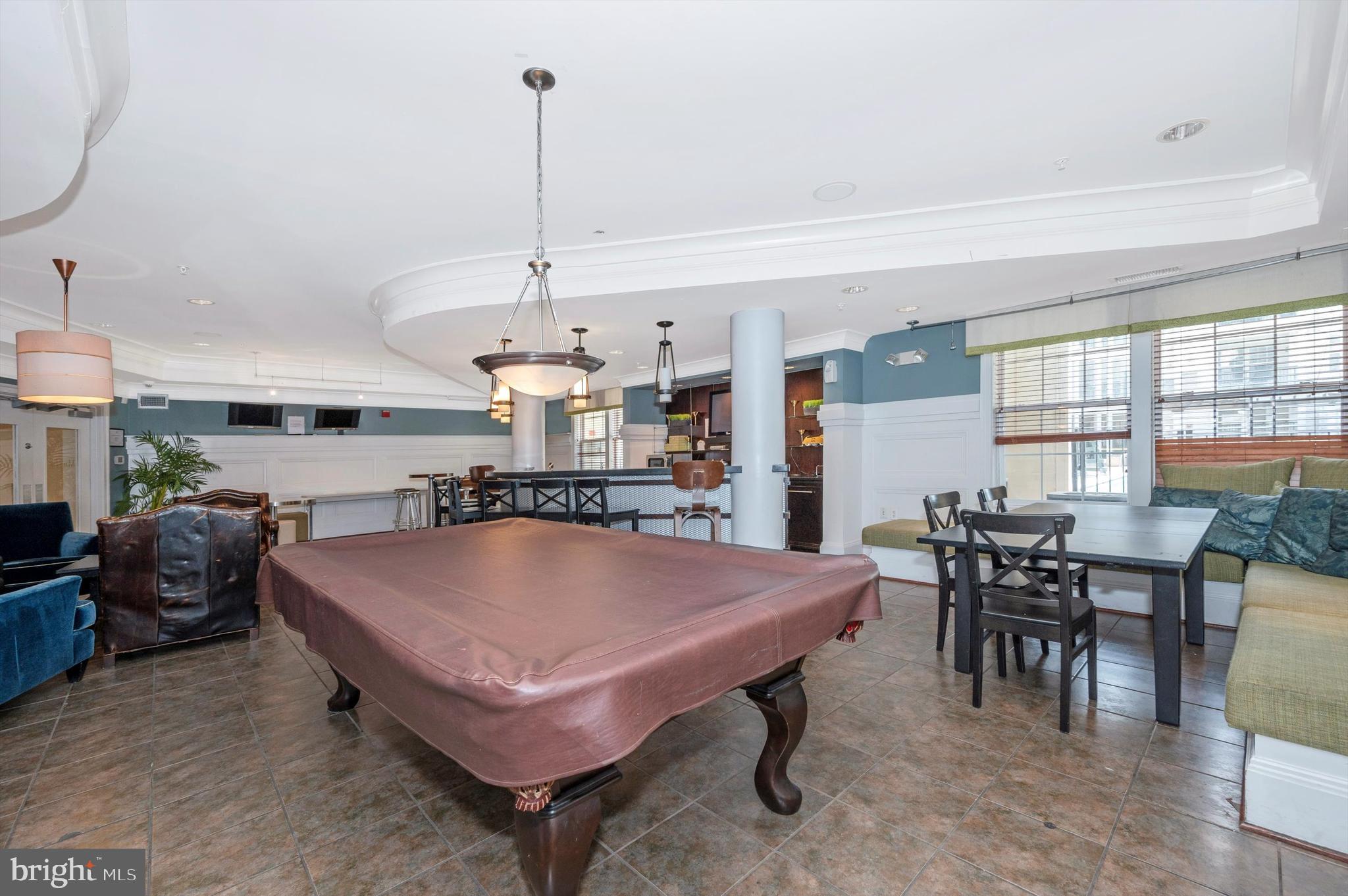 THE COLONNADE AT KENTLANDS - Residential