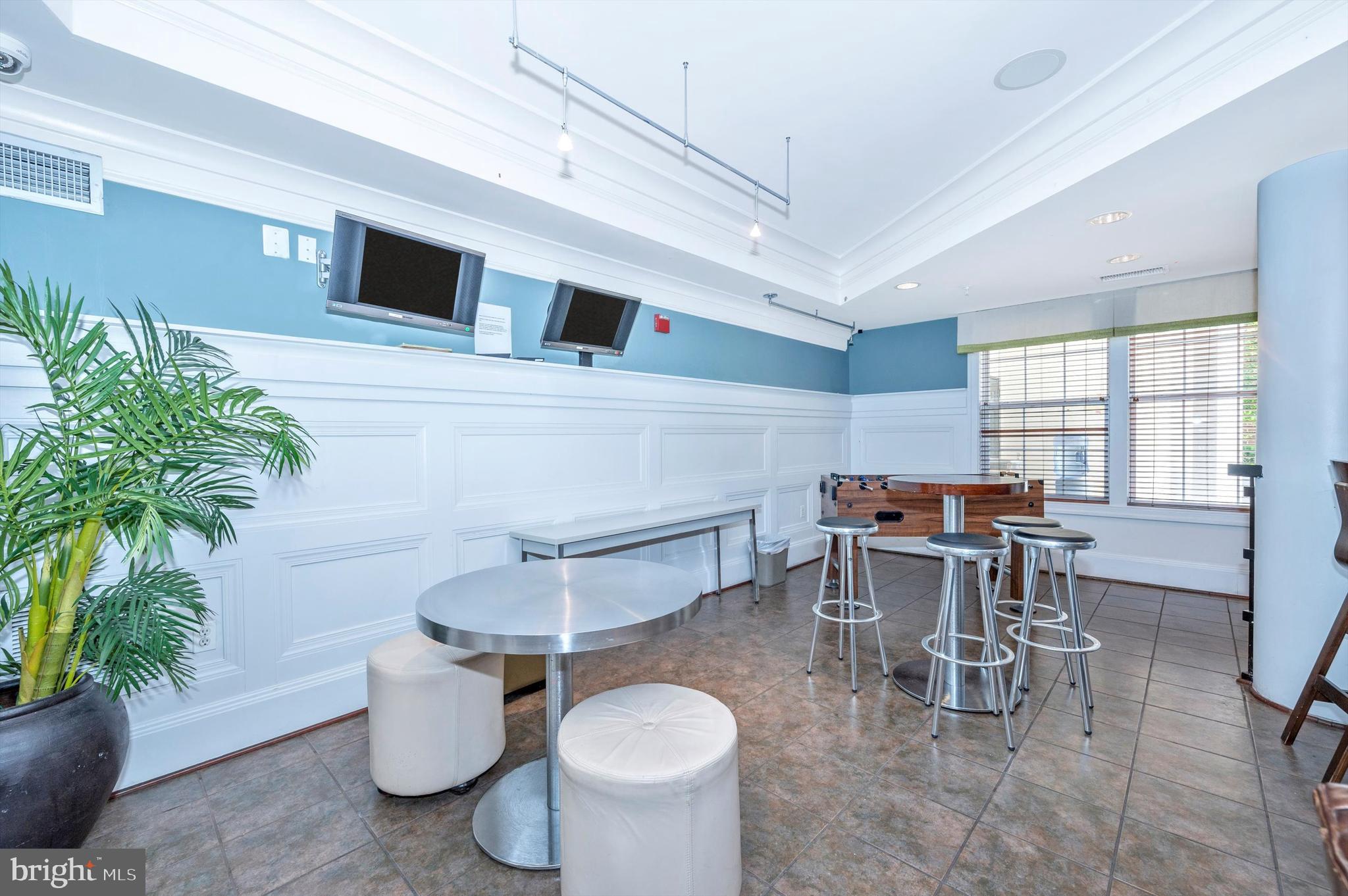 THE COLONNADE AT KENTLANDS - Residential