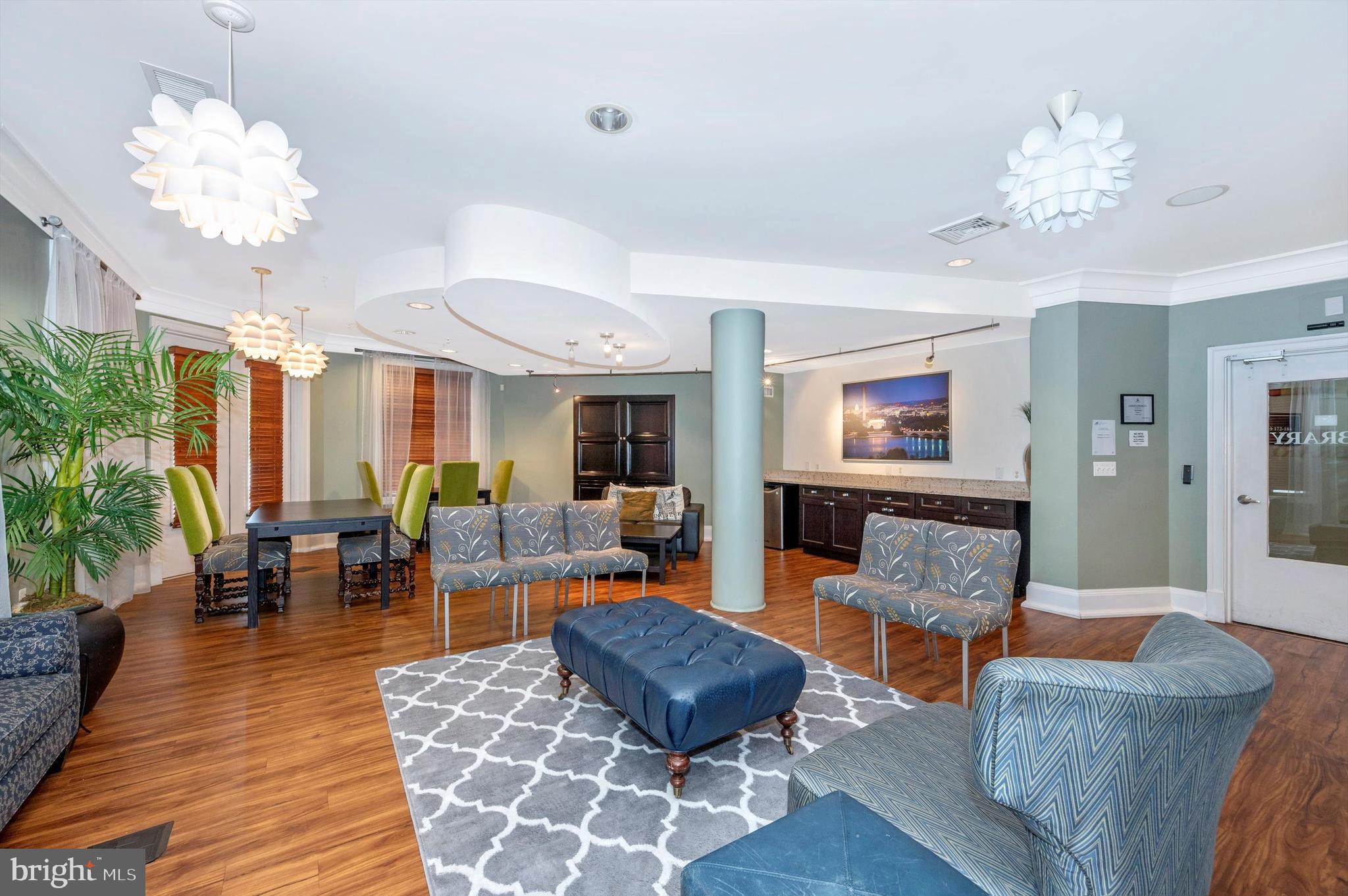 THE COLONNADE AT KENTLANDS - Residential