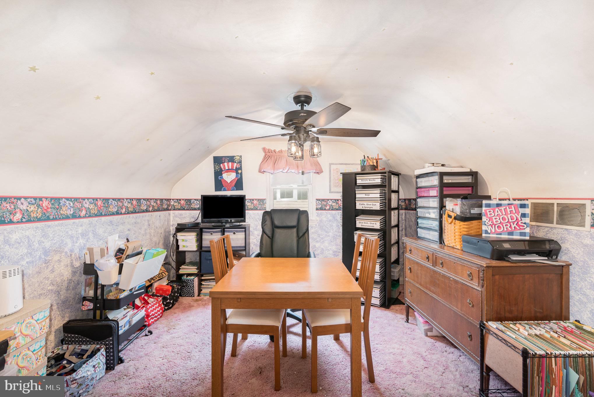 PARKVILLE HEIGHTS - Residential