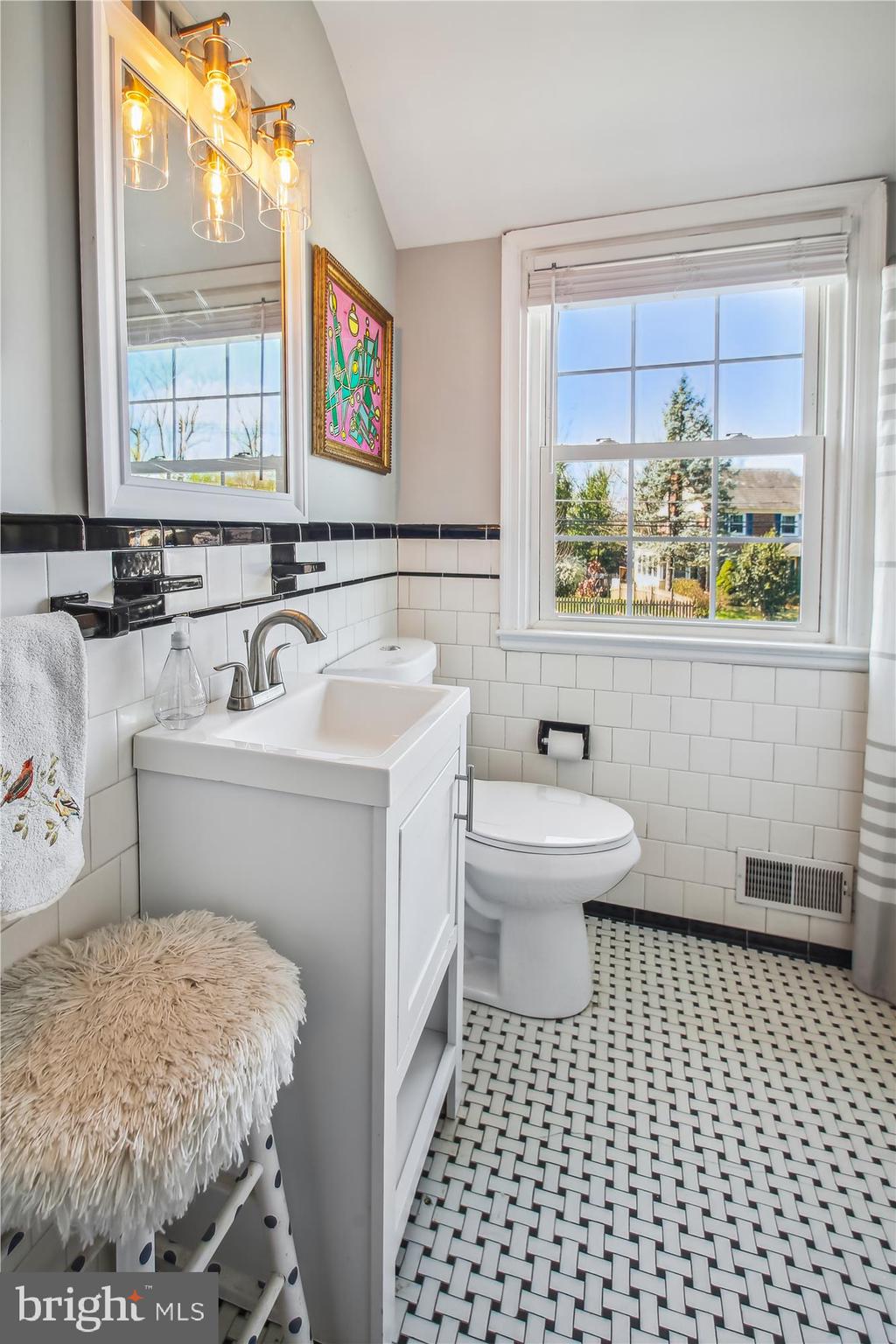 ARMAGH VILLAGE - Residential