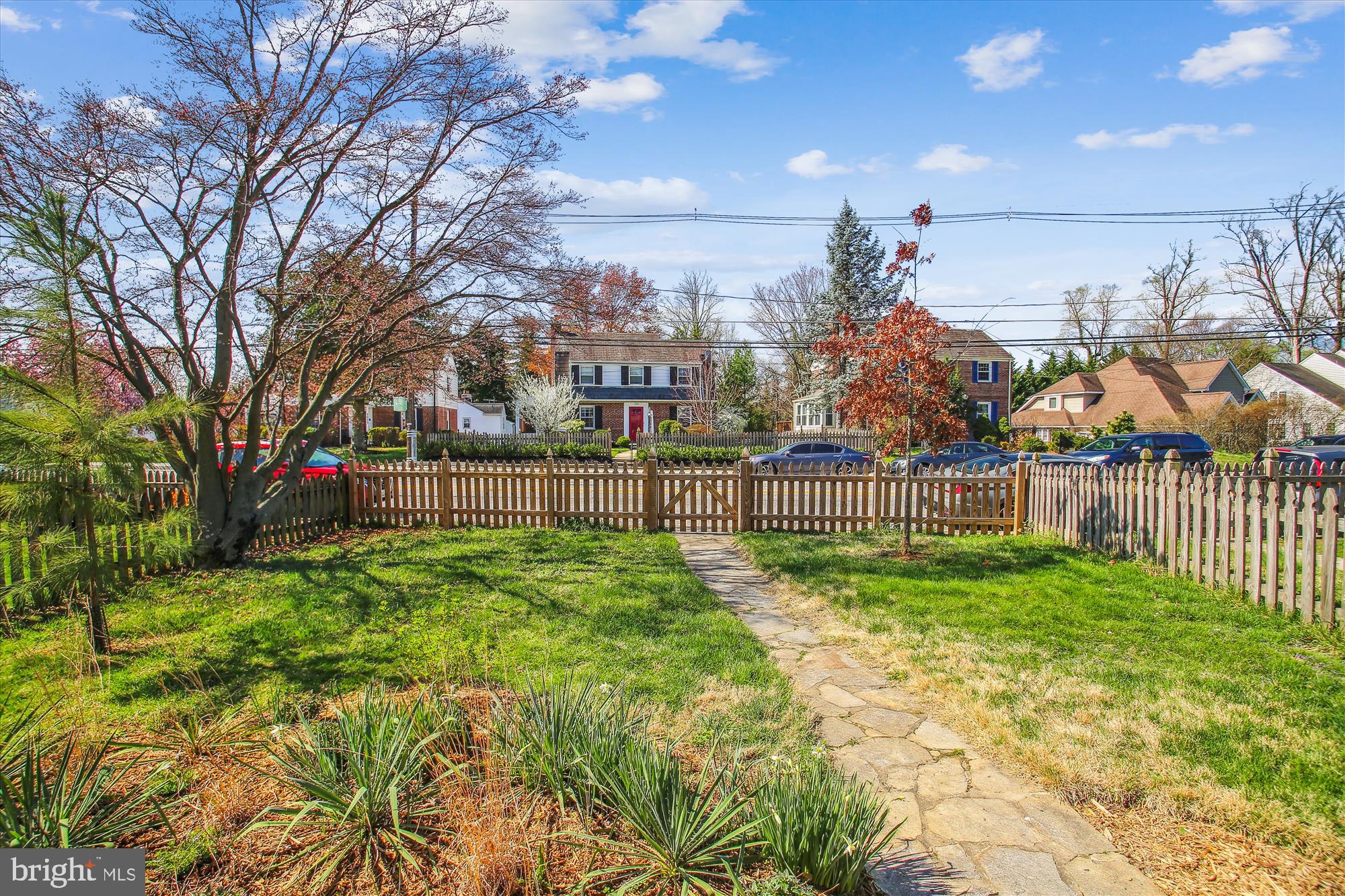 ARMAGH VILLAGE - Residential