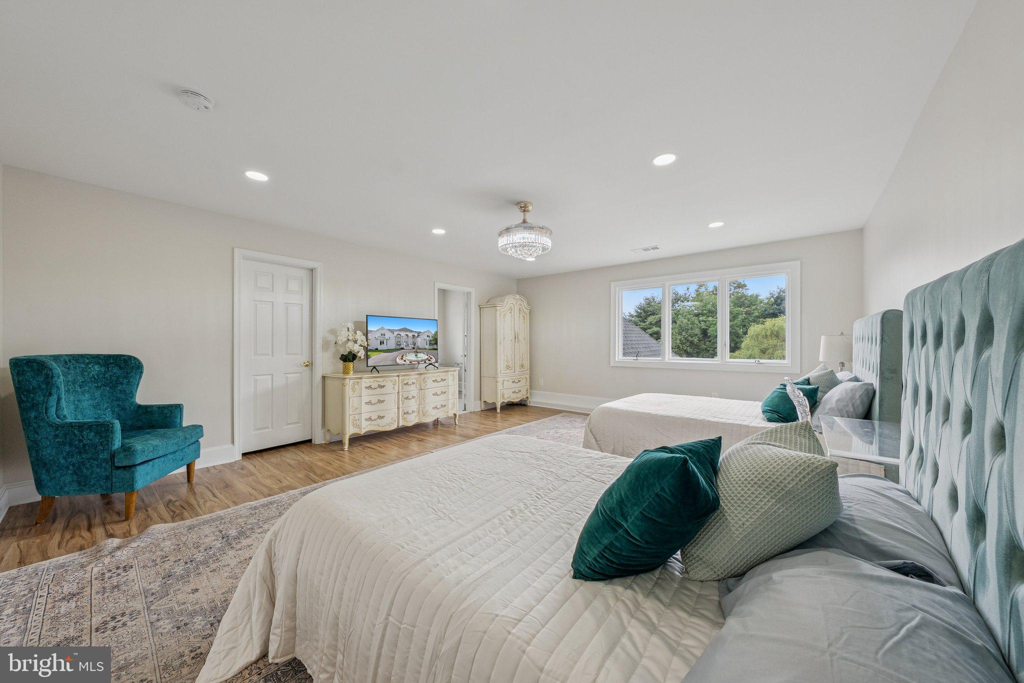 GREAT FALLS FOREST - Residential