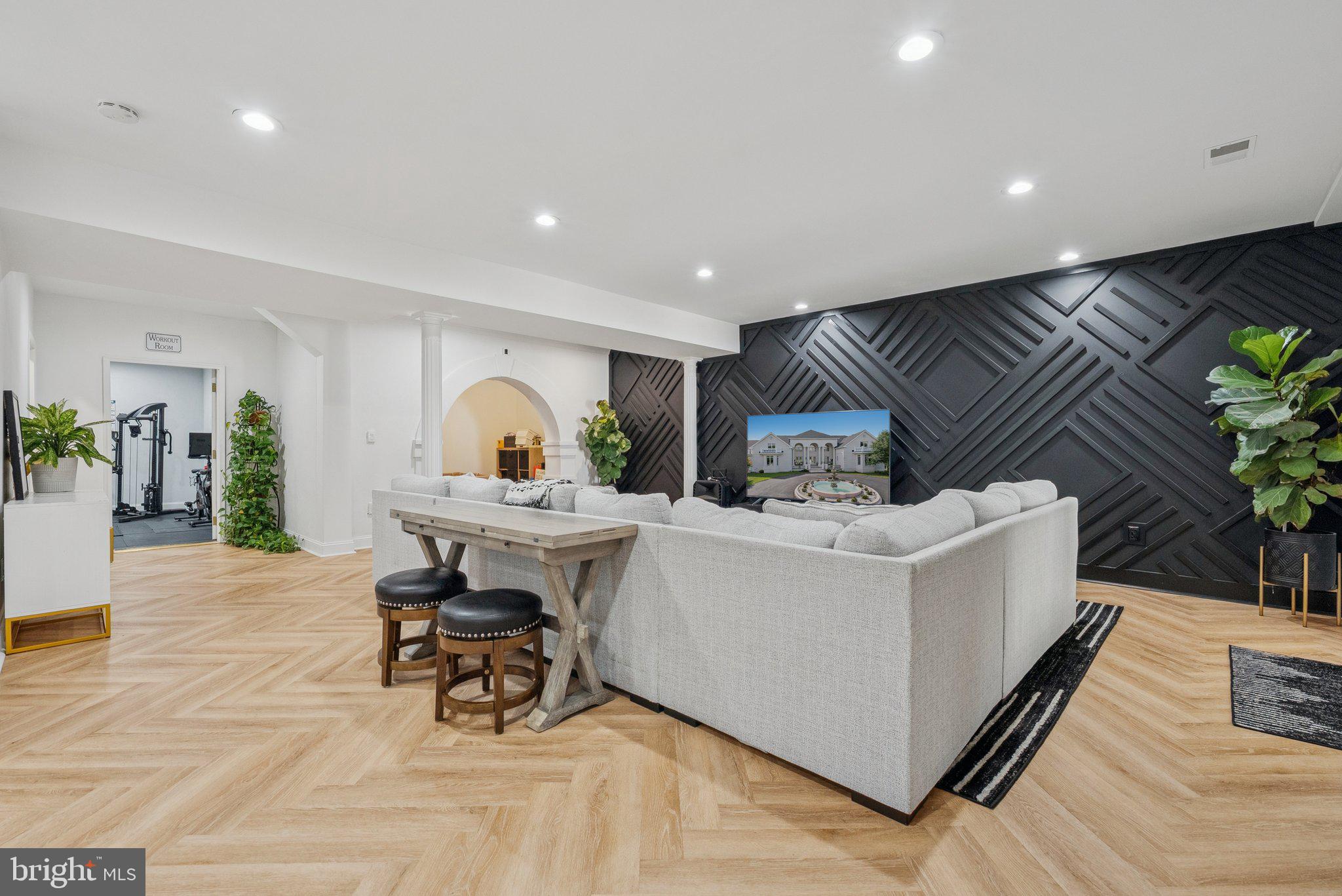 GREAT FALLS FOREST - Residential