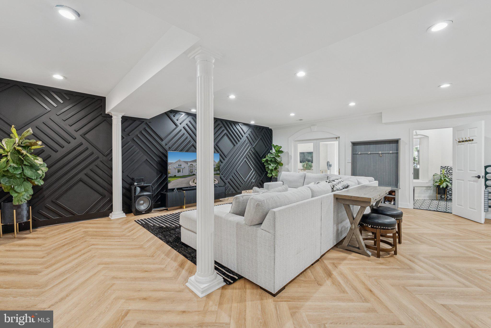 GREAT FALLS FOREST - Residential