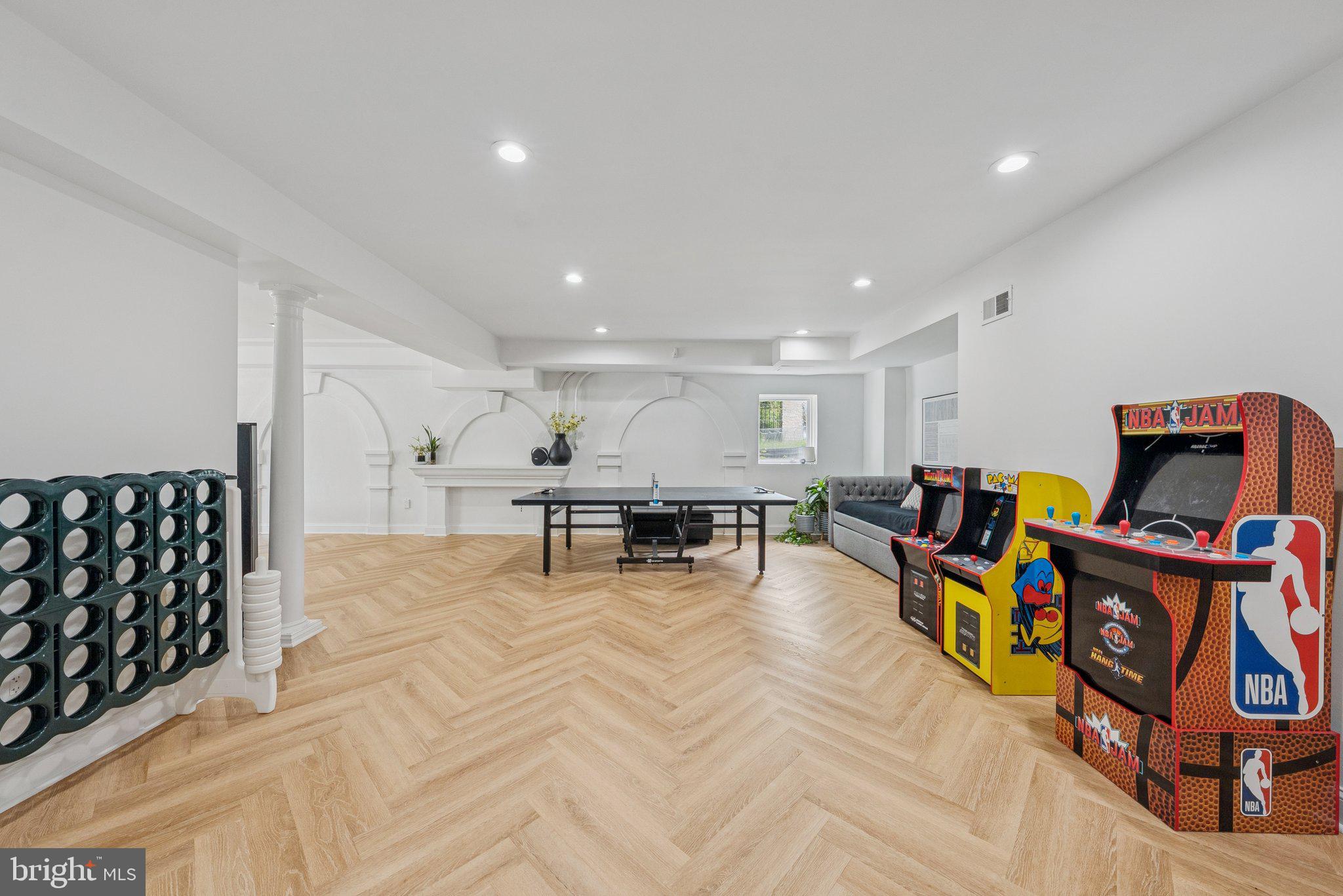 GREAT FALLS FOREST - Residential