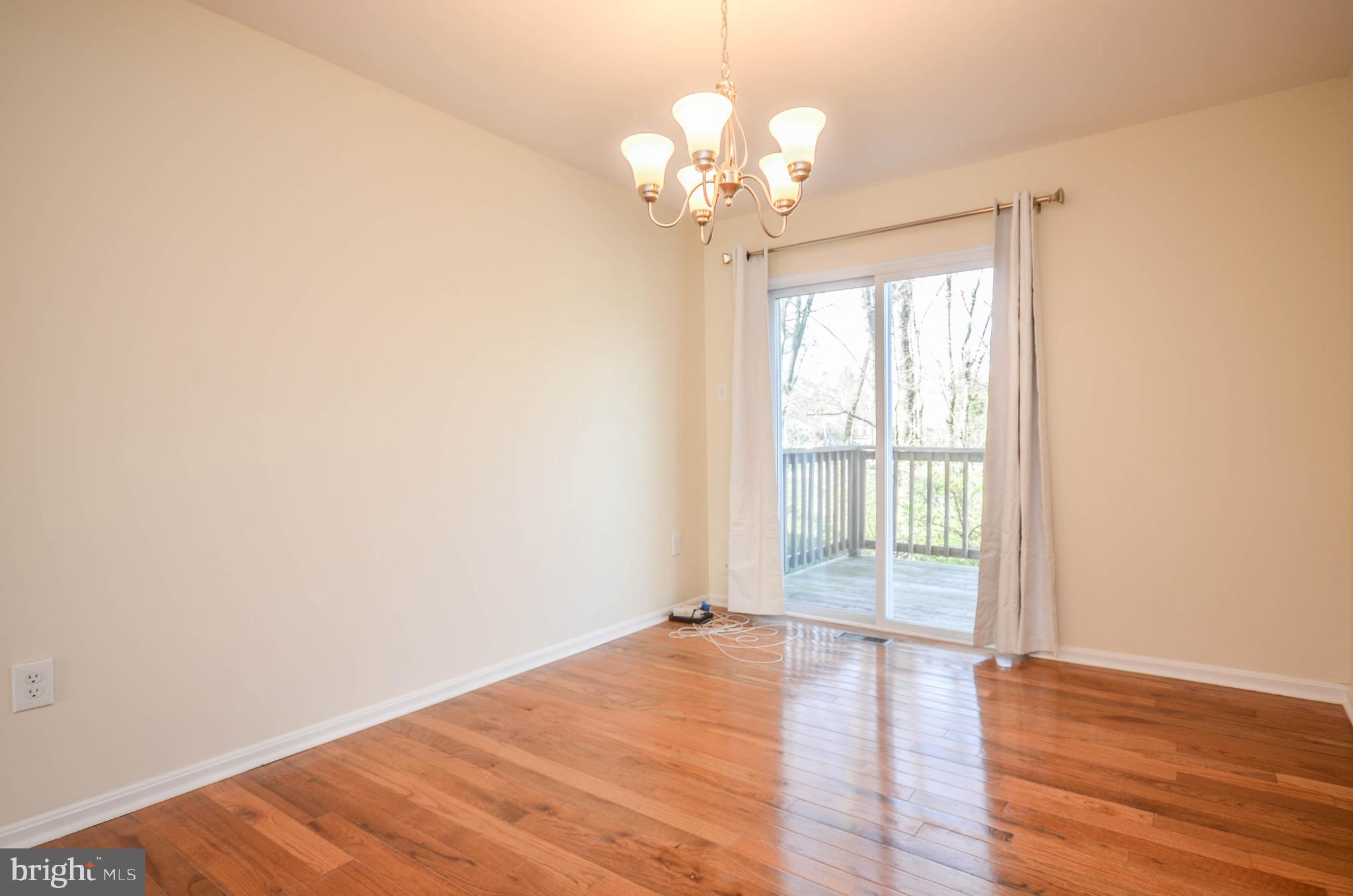 FOREST ESTATES - Residential Lease