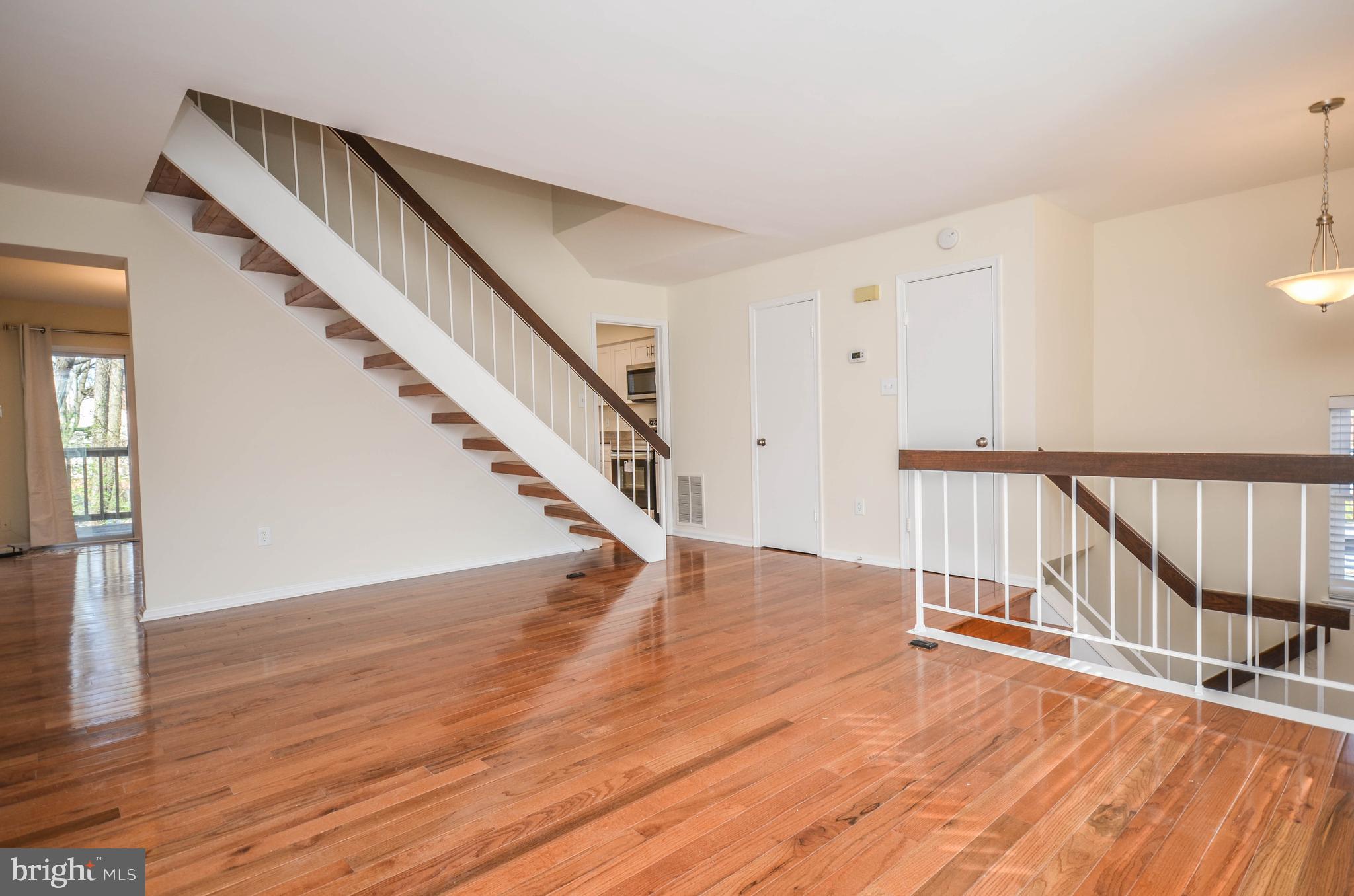 FOREST ESTATES - Residential Lease