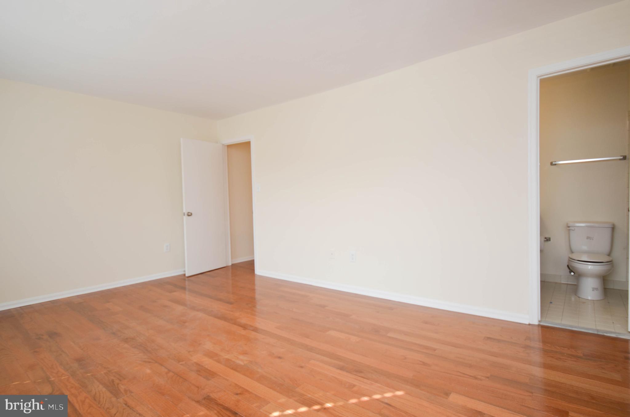 FOREST ESTATES - Residential Lease