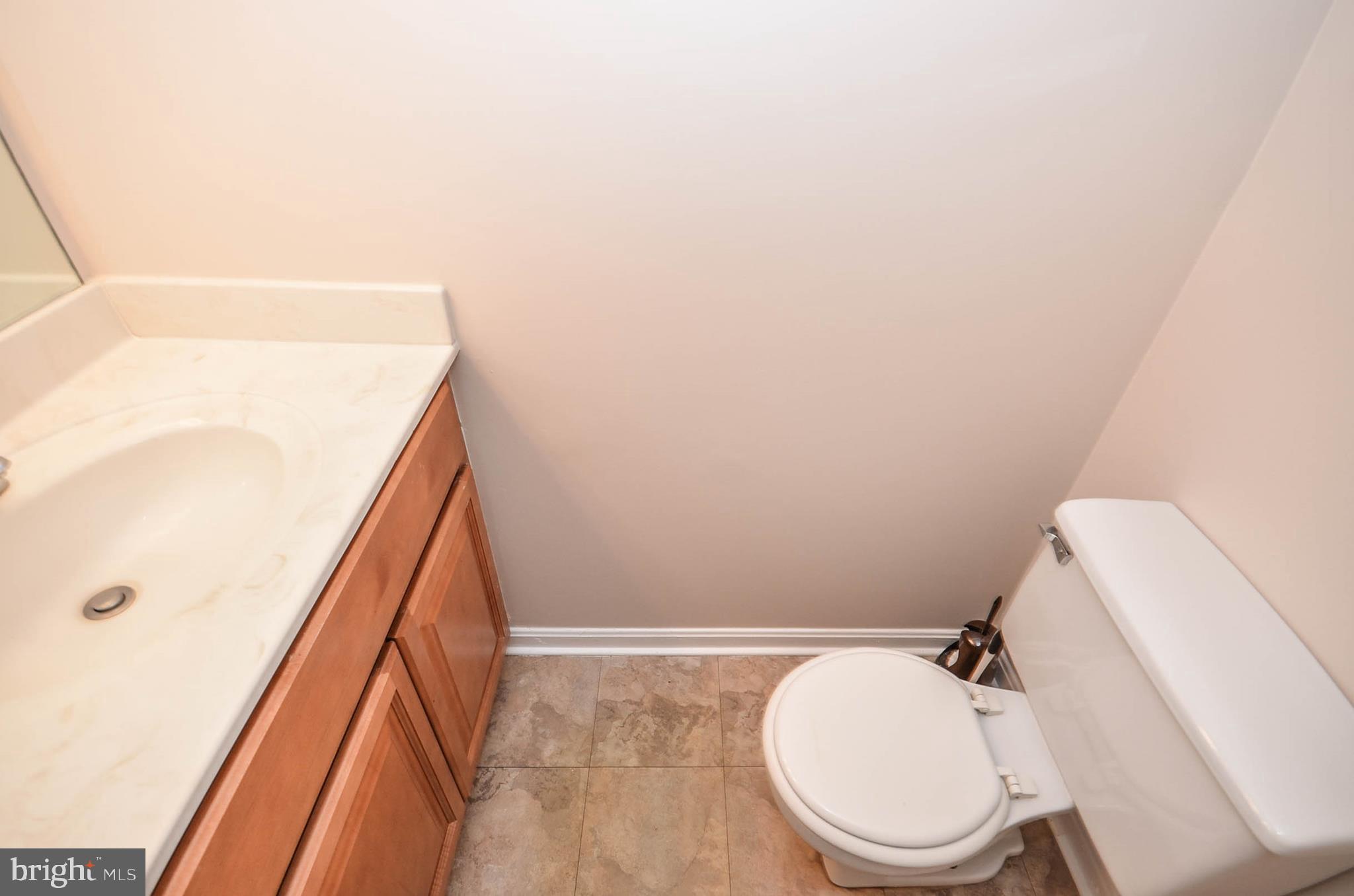 FOREST ESTATES - Residential Lease