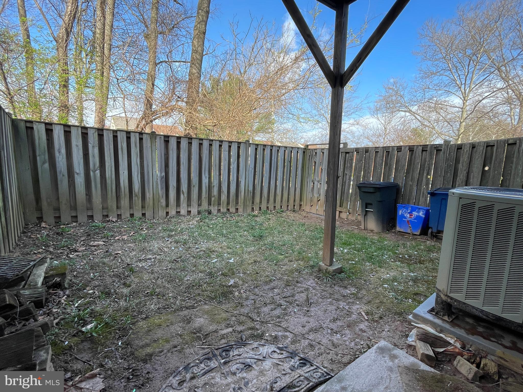 FOREST ESTATES - Residential Lease