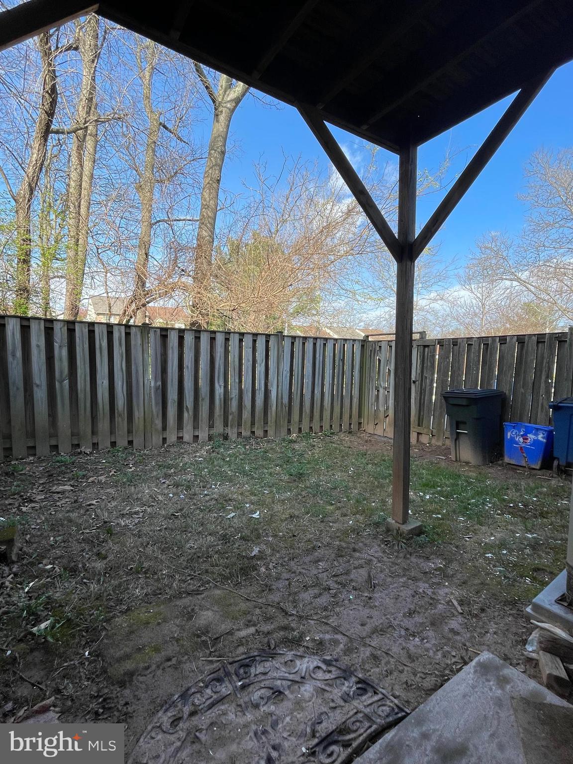 FOREST ESTATES - Residential Lease